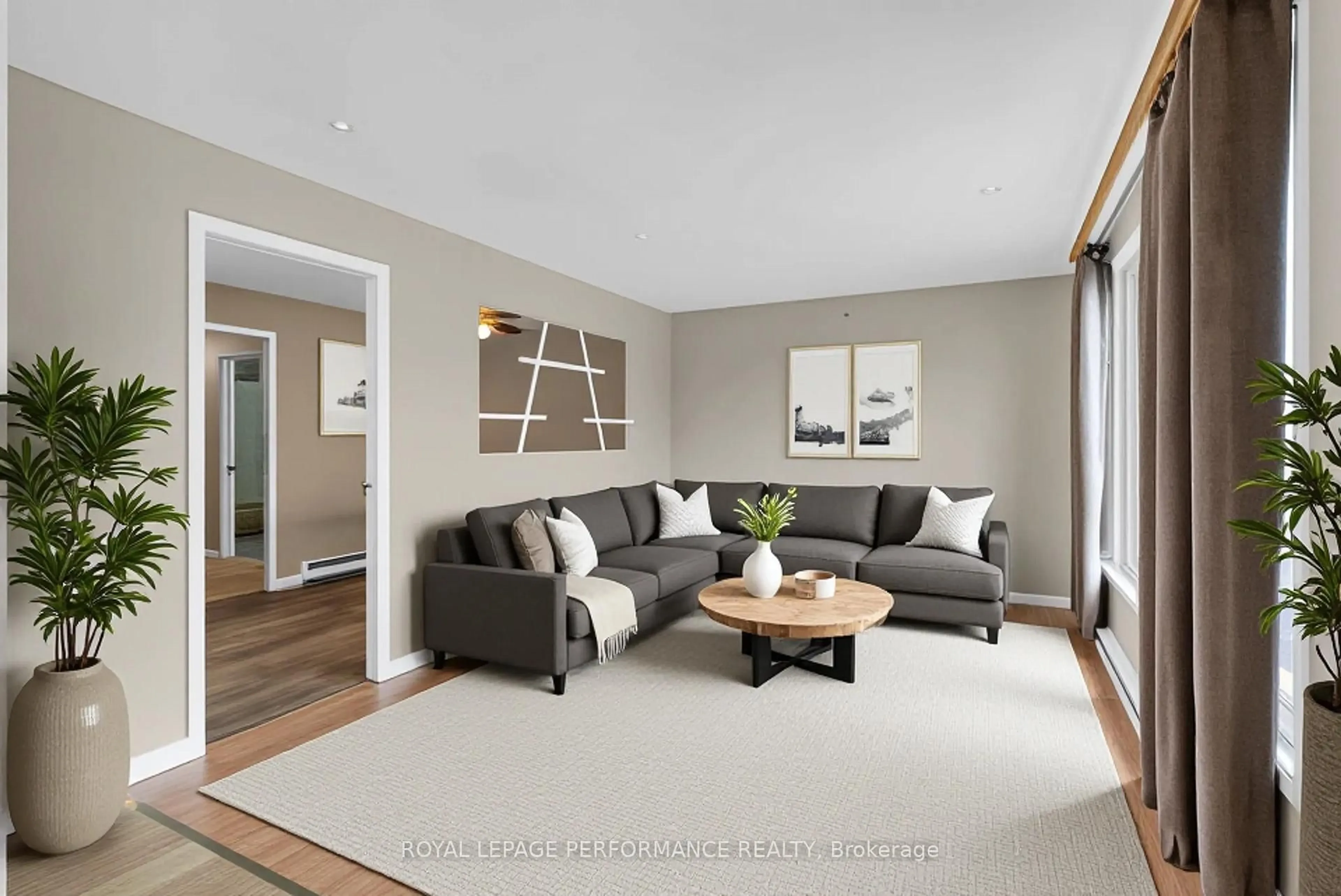 Living room with furniture, unknown for 105 Balmoral Ave, Cornwall Ontario K6H 6A4