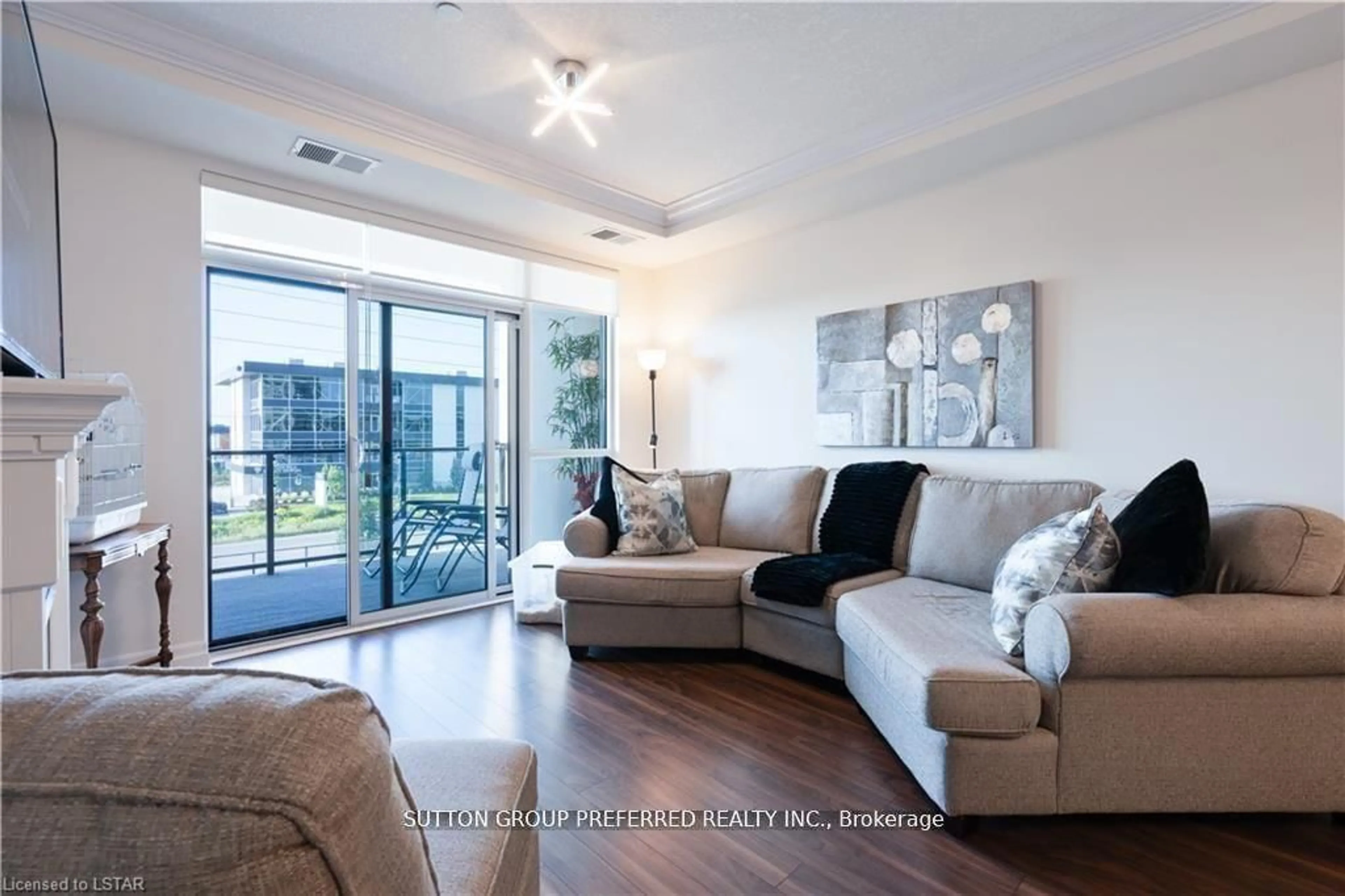 Living room with furniture, unknown for 260 Villagewalk Blvd #308, London North Ontario N6G 0W6