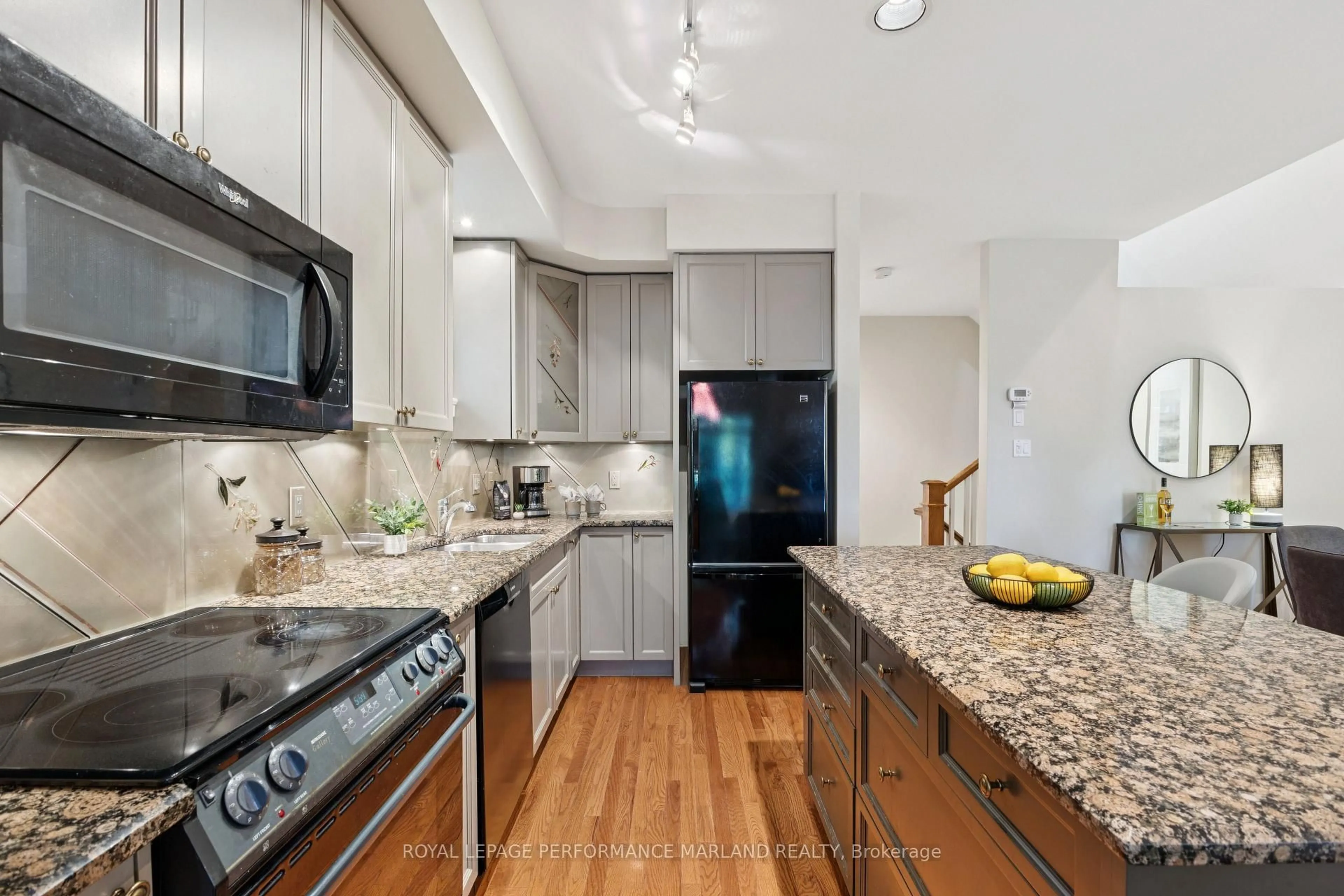 Unknown for 37 Creek's End Lane, Nepean Ontario K2H 1C7