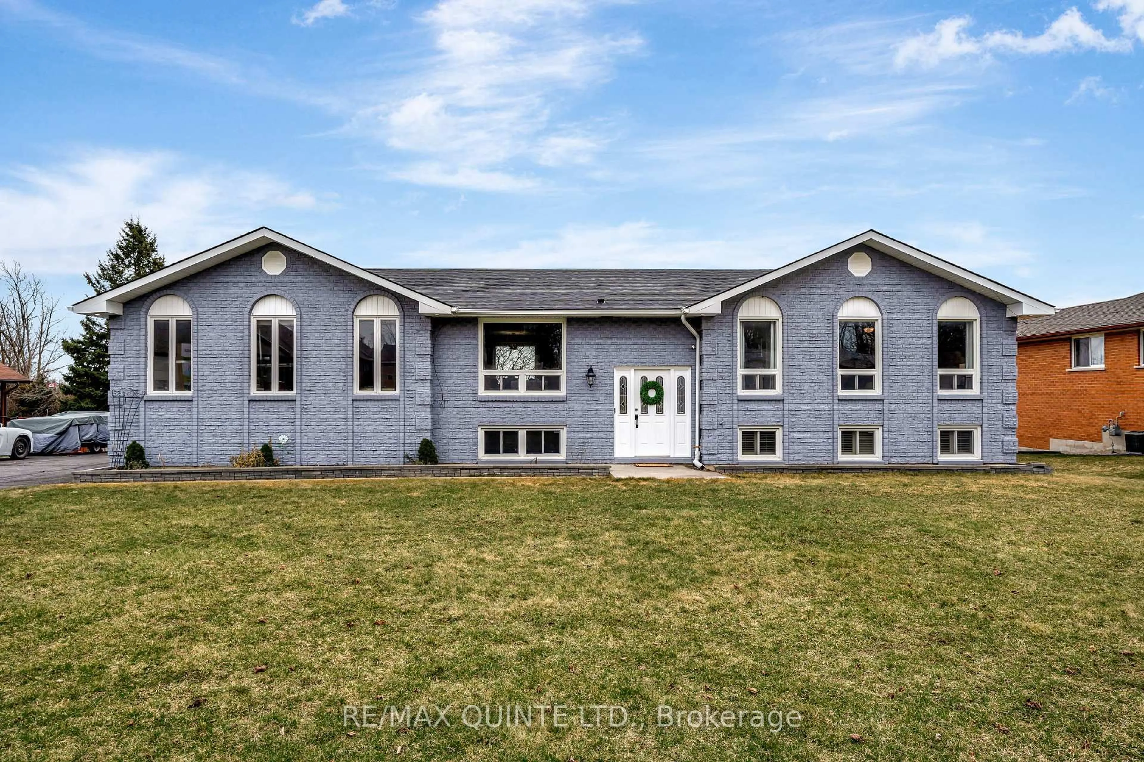 Unknown for 94 Cloverleaf Dr, Belleville Ontario K8N 4Z5