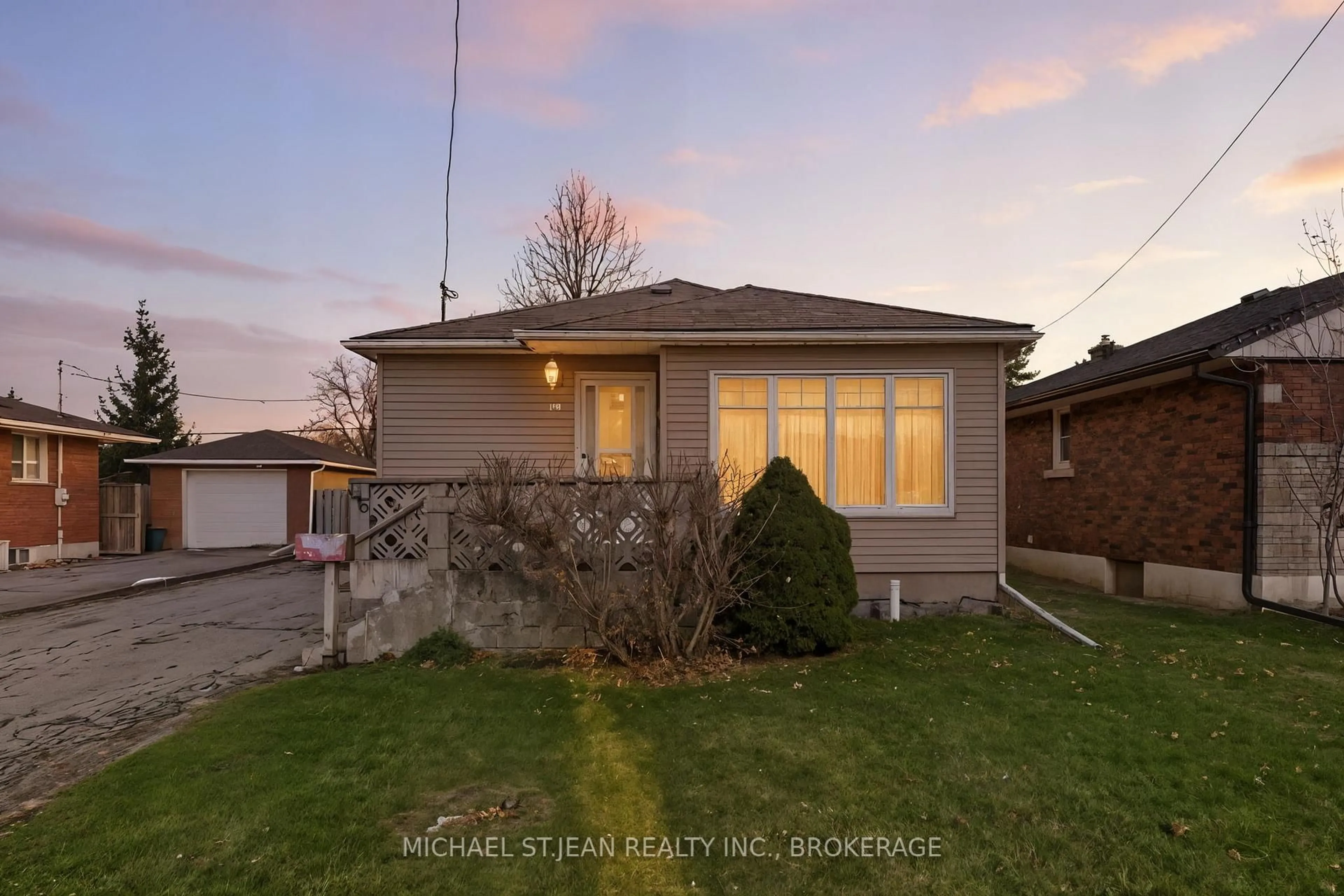 Unknown for 66 Rose Ave, Thorold Ontario L2V 3C8