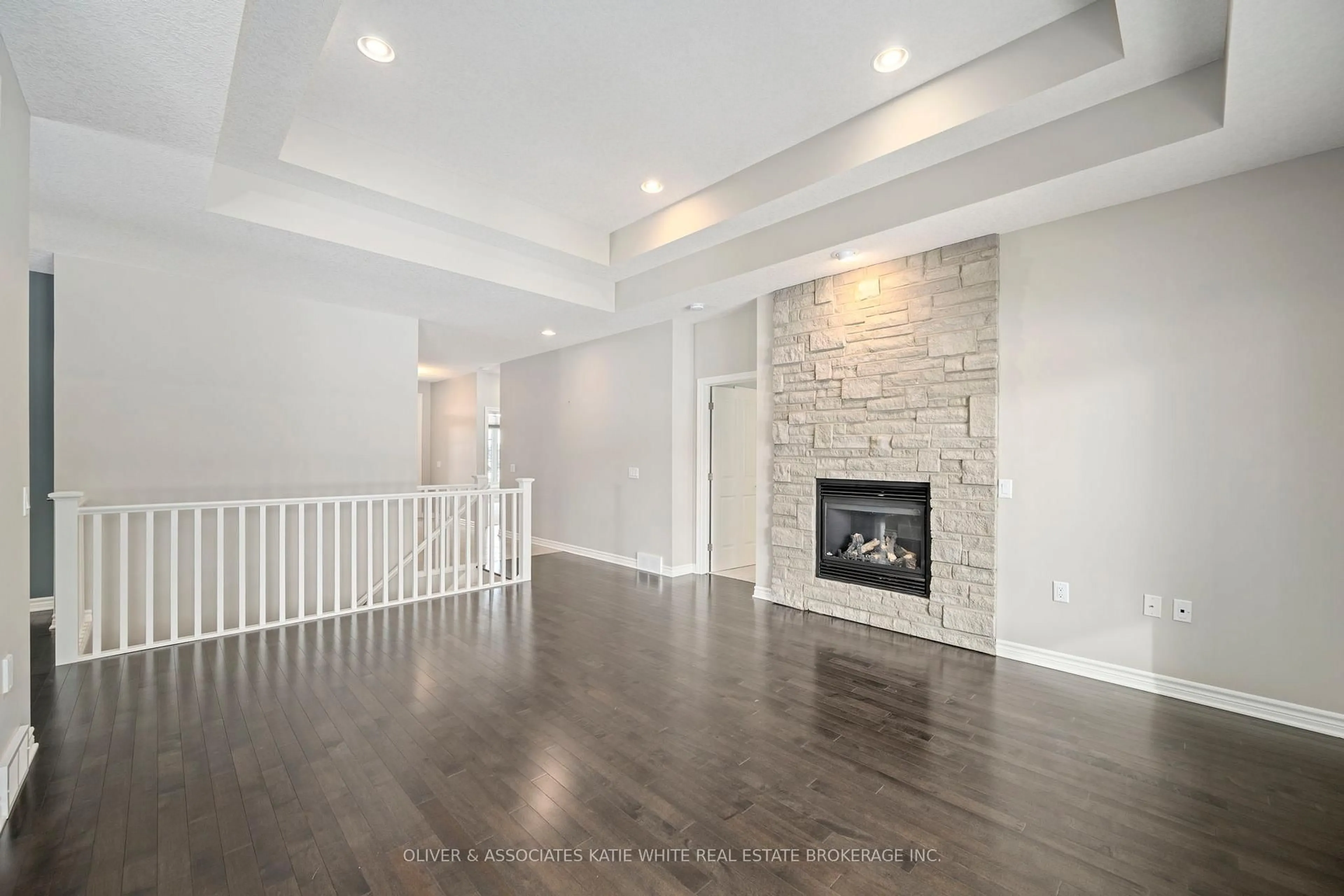 Unknown for 2205 Jack Nash Dr, London South Ontario N6K 5R3