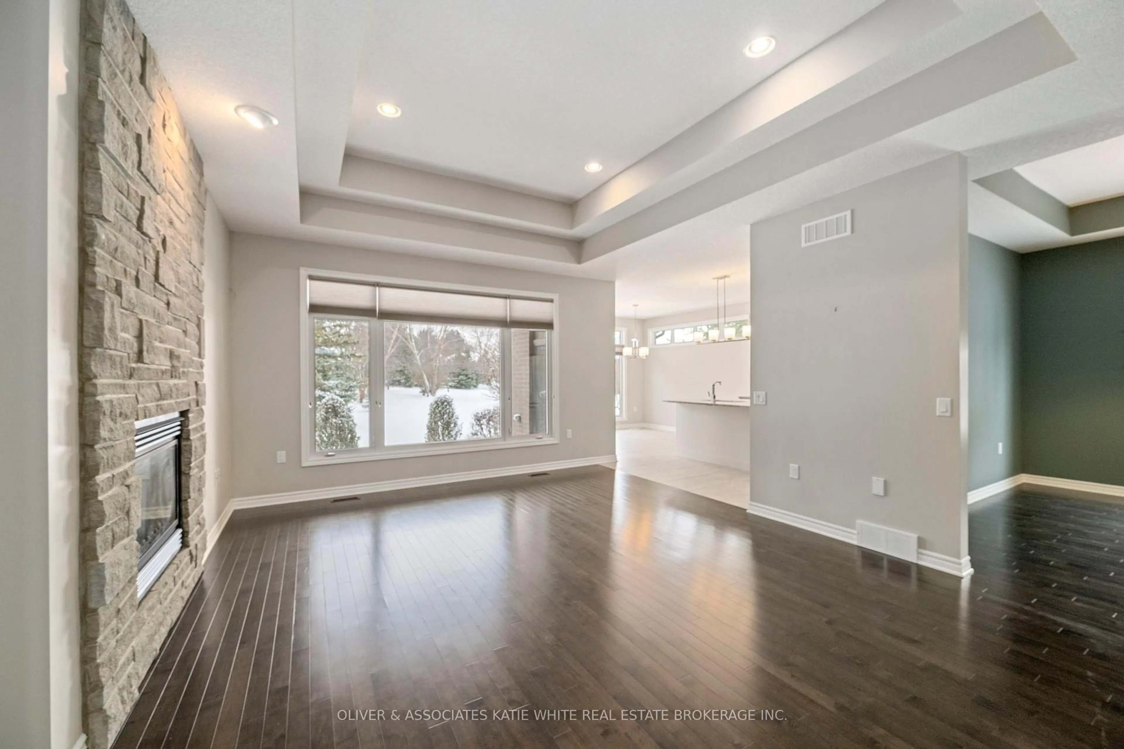 Unknown for 2205 Jack Nash Dr, London South Ontario N6K 5R3