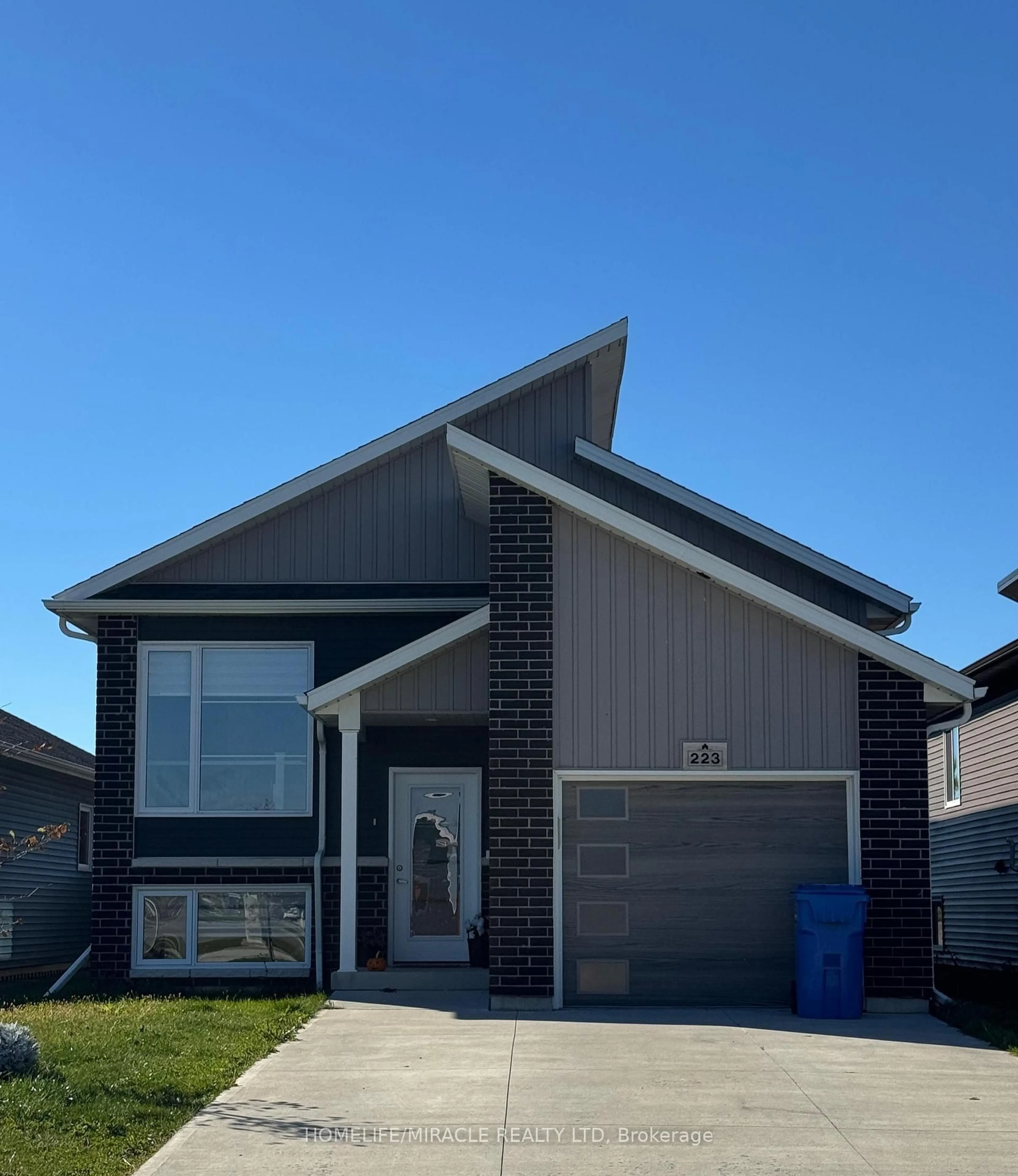 Home with brick exterior material, street for 223 Manning Dr, Chatham-Kent Ontario N7M 0S5