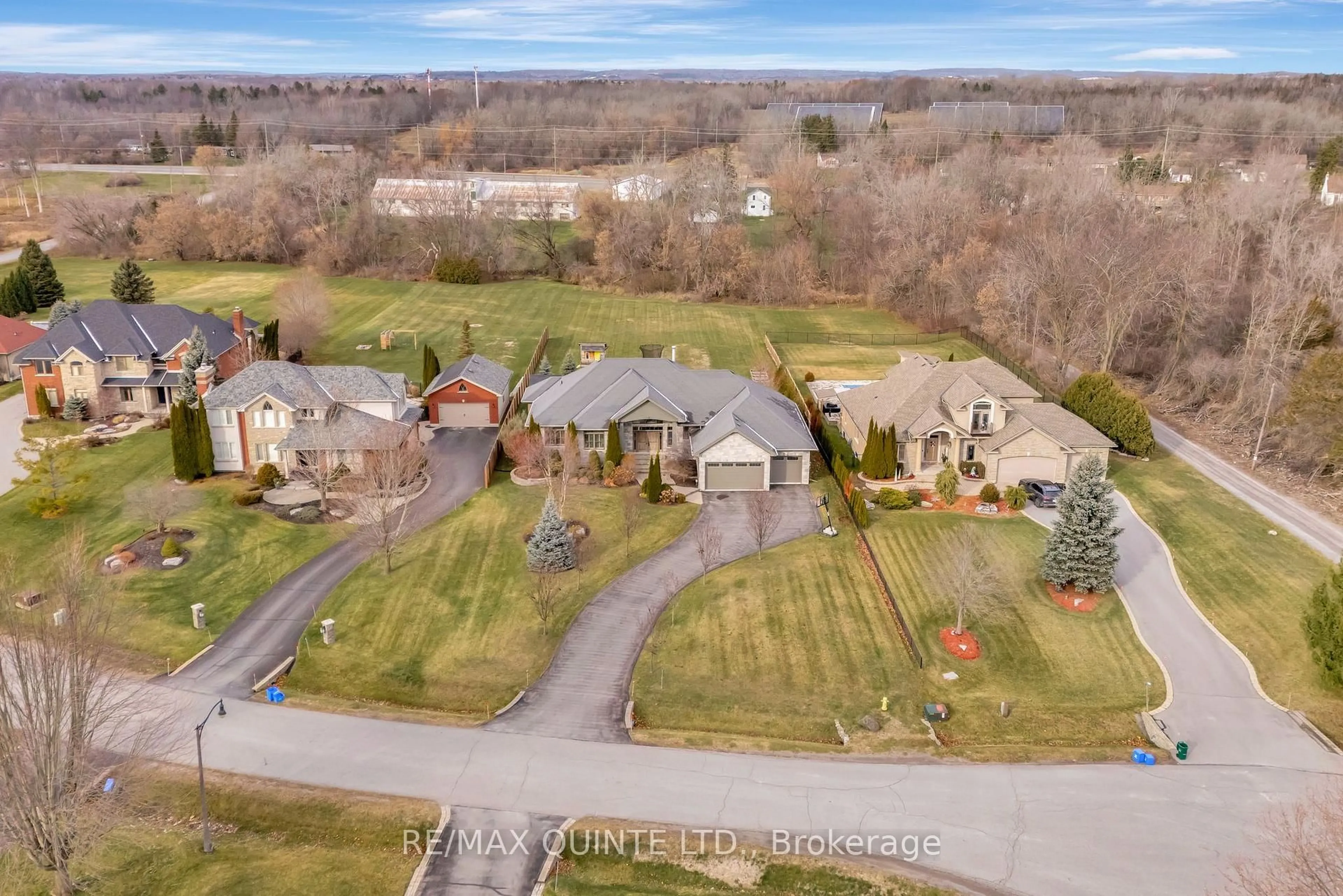 A pic from outside/outdoor area/front of a property/back of a property/a pic from drone, street for 54 Settlers Landing Dr, Quinte West Ontario K8R 0A9