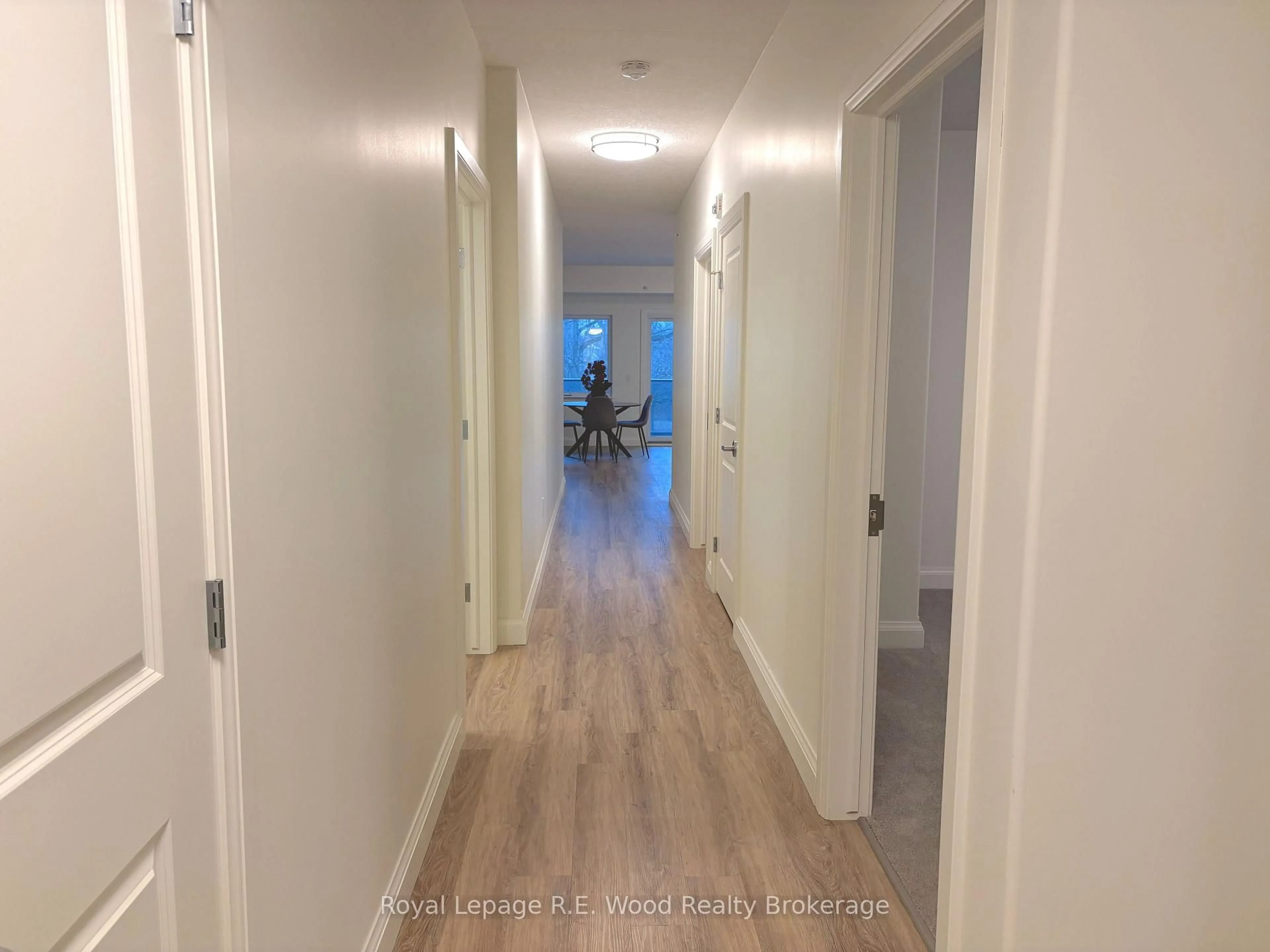 Unknown for 8 Centre St #311, Norwich Ontario N0J 1P0