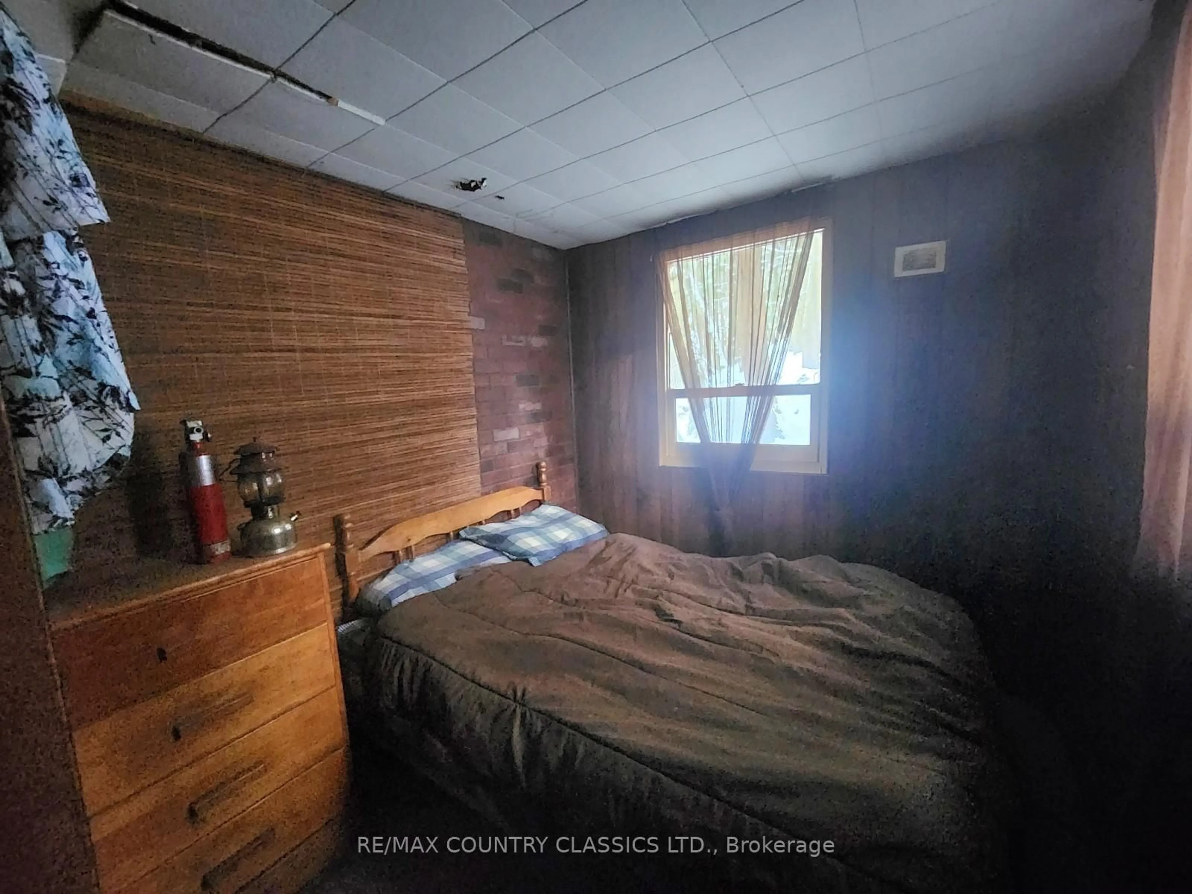 A pic of a room for 34 Kingfisher Lane, North Kawartha Ontario K0L 1A0