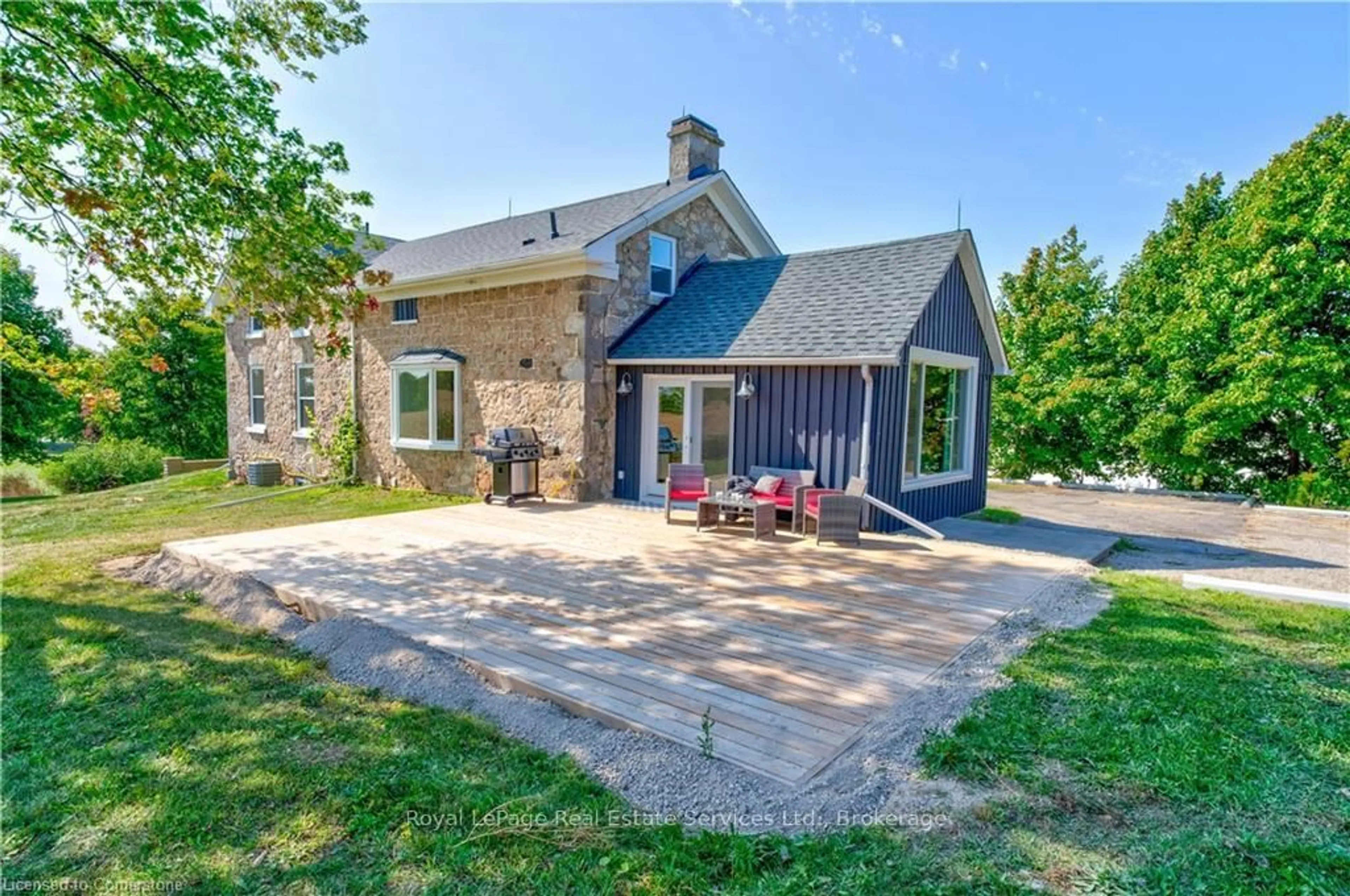 Unknown for 1748 Centre Rd, Hamilton Ontario L8N 2Z7