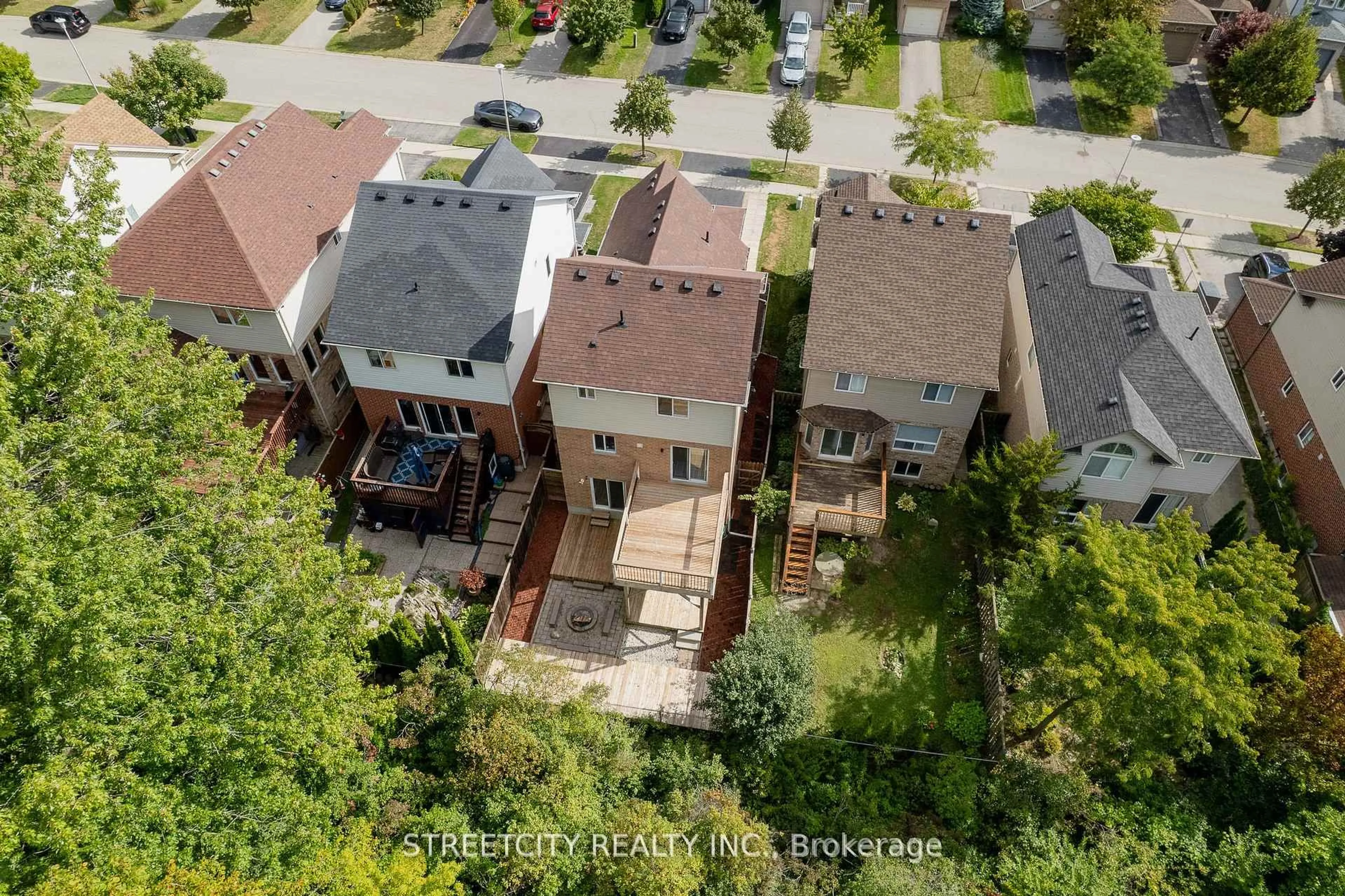 A pic from outside/outdoor area/front of a property/back of a property/a pic from drone, street for 835 Sandcherry St, London North Ontario N6H 5V1