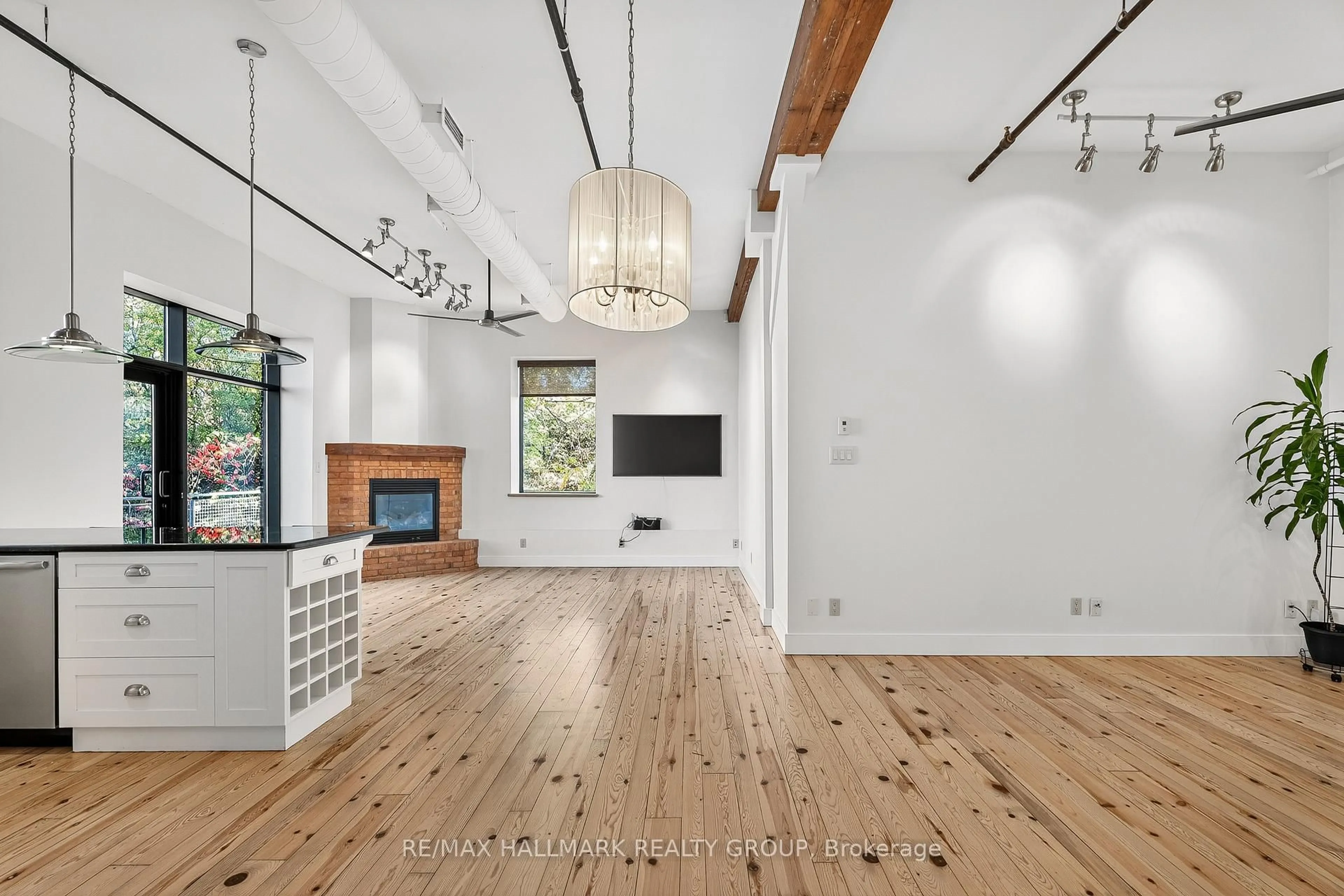 Unknown for 83 Little Bridge St #114, Almonte Ontario K0A 1A0