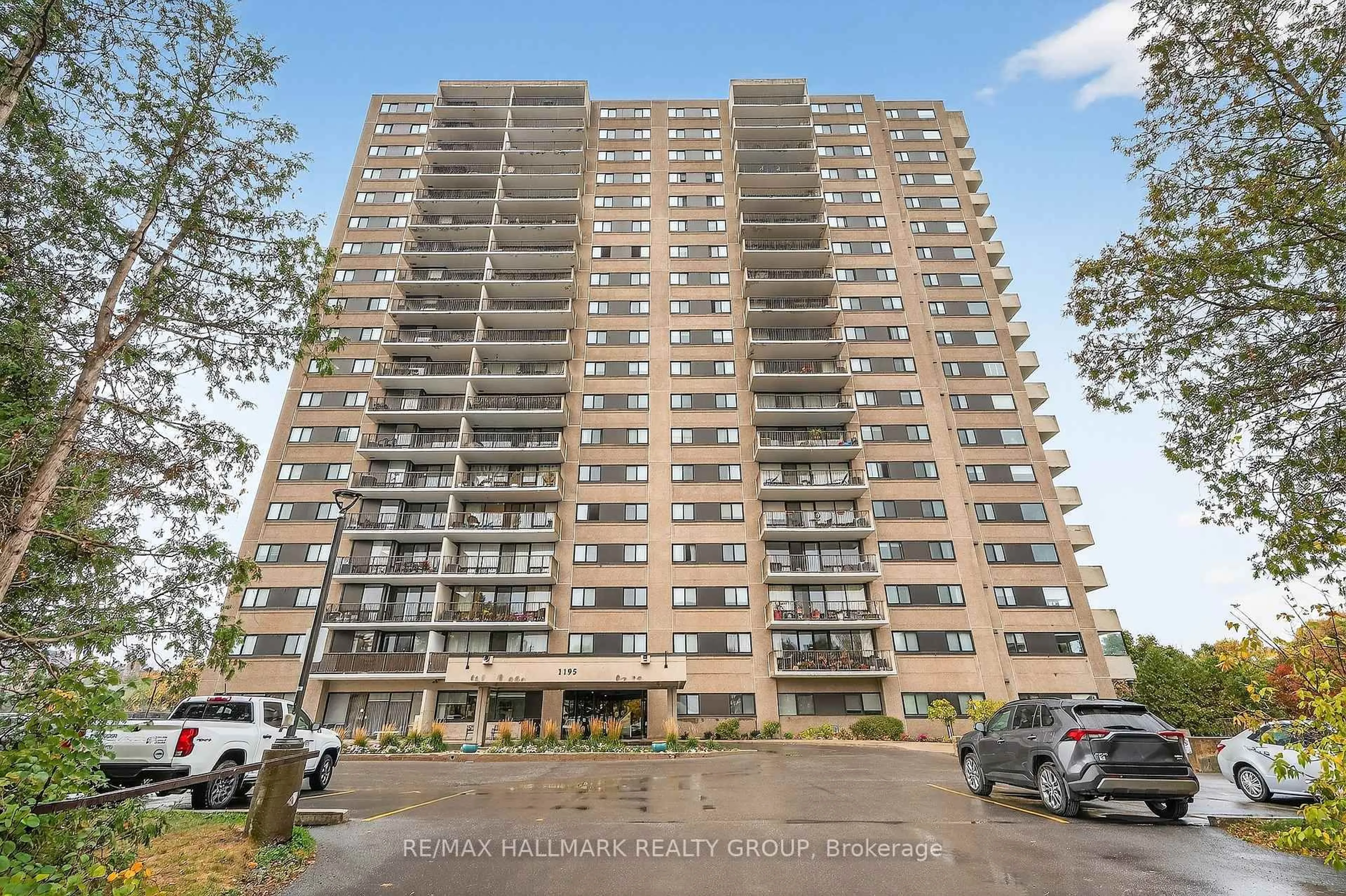 Unknown for 1195 Richmond Rd #1702, Ottawa Ontario K2B 8E4