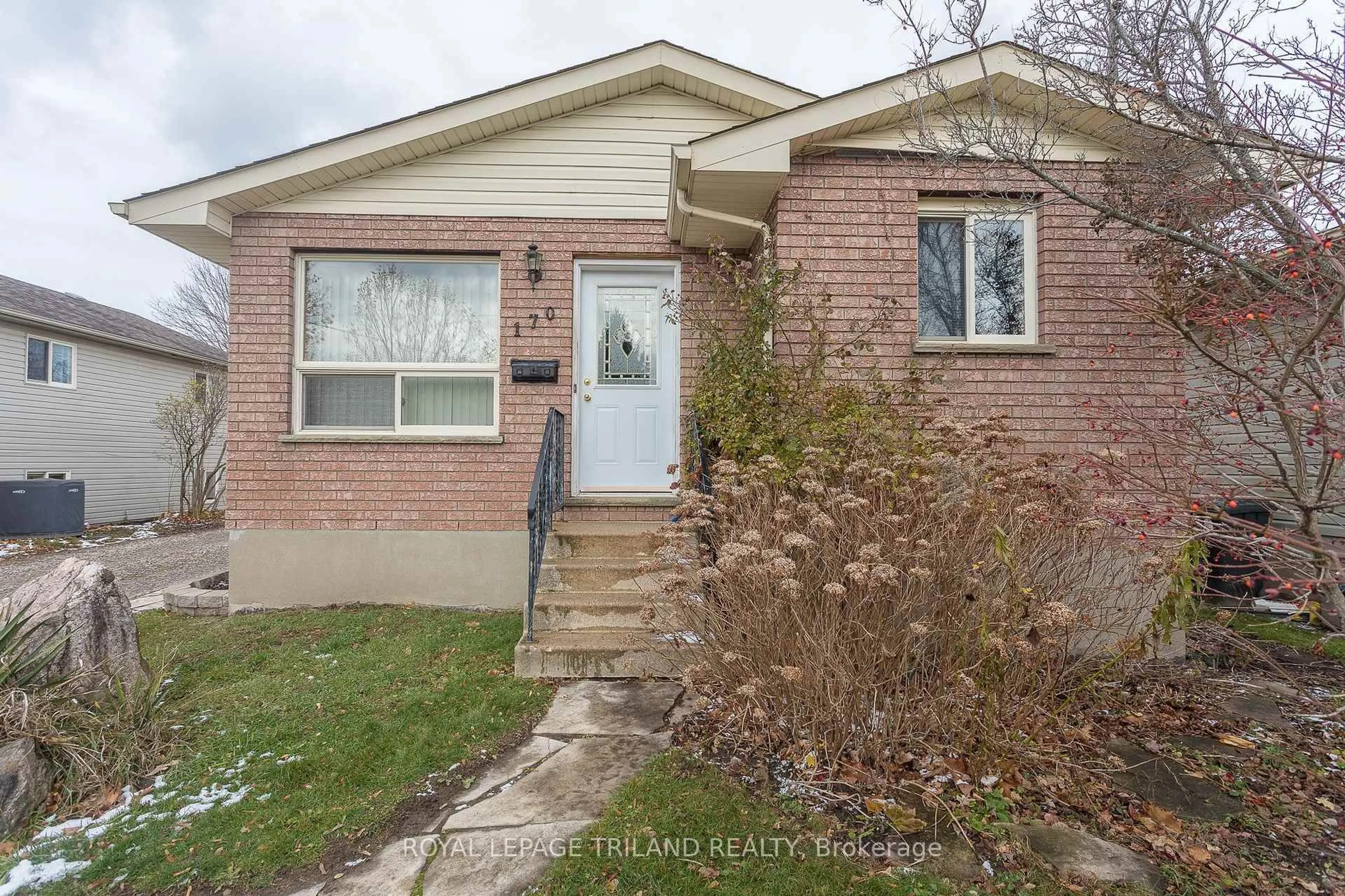 Home with brick exterior material, street for 170 Forest Ave, St. Thomas Ontario N5R 2K2