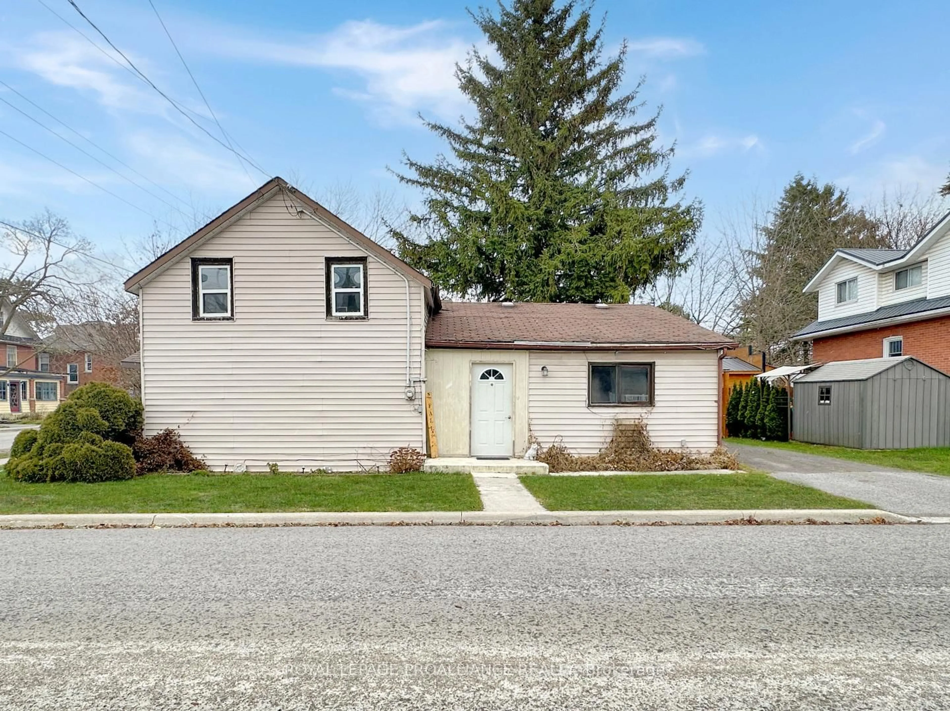 Home with vinyl exterior material, street for 97 Catharine St, Belleville Ontario K8P 1M2