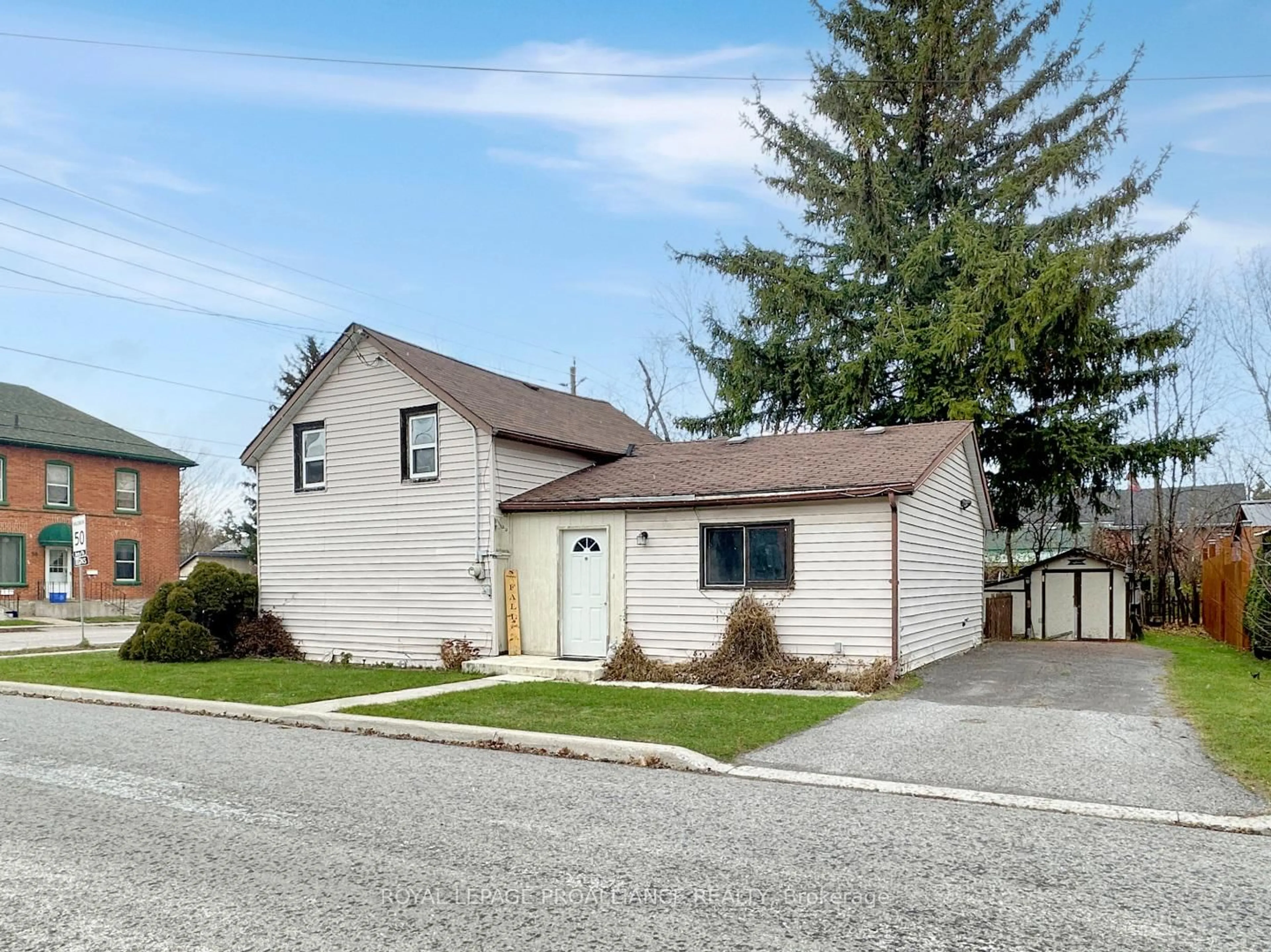 Home with vinyl exterior material, street for 97 Catharine St, Belleville Ontario K8P 1M2