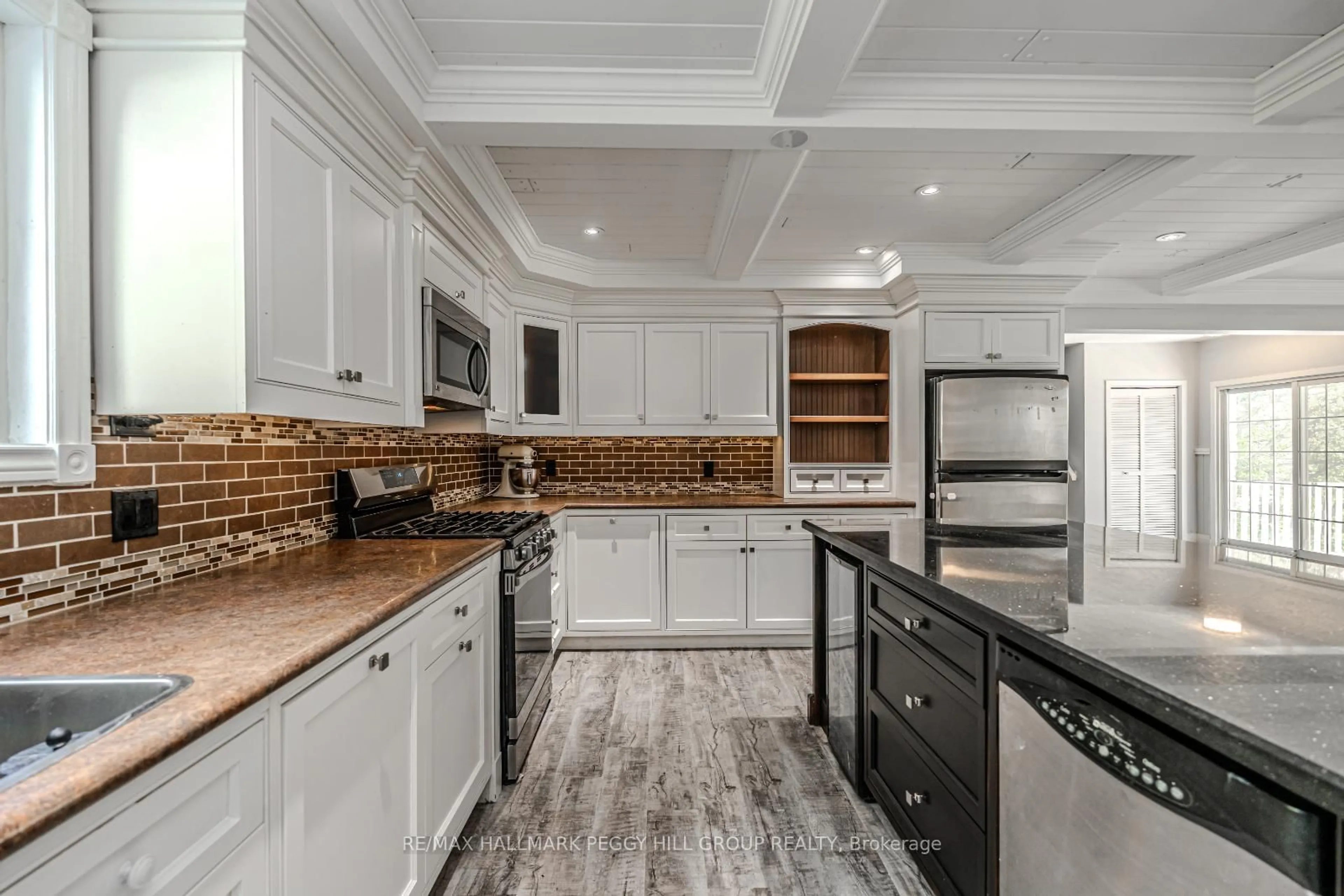 Contemporary kitchen, ceramic/tile floor for 106 Musky Bay Rd, Georgian Bay Ontario L0K 1S0
