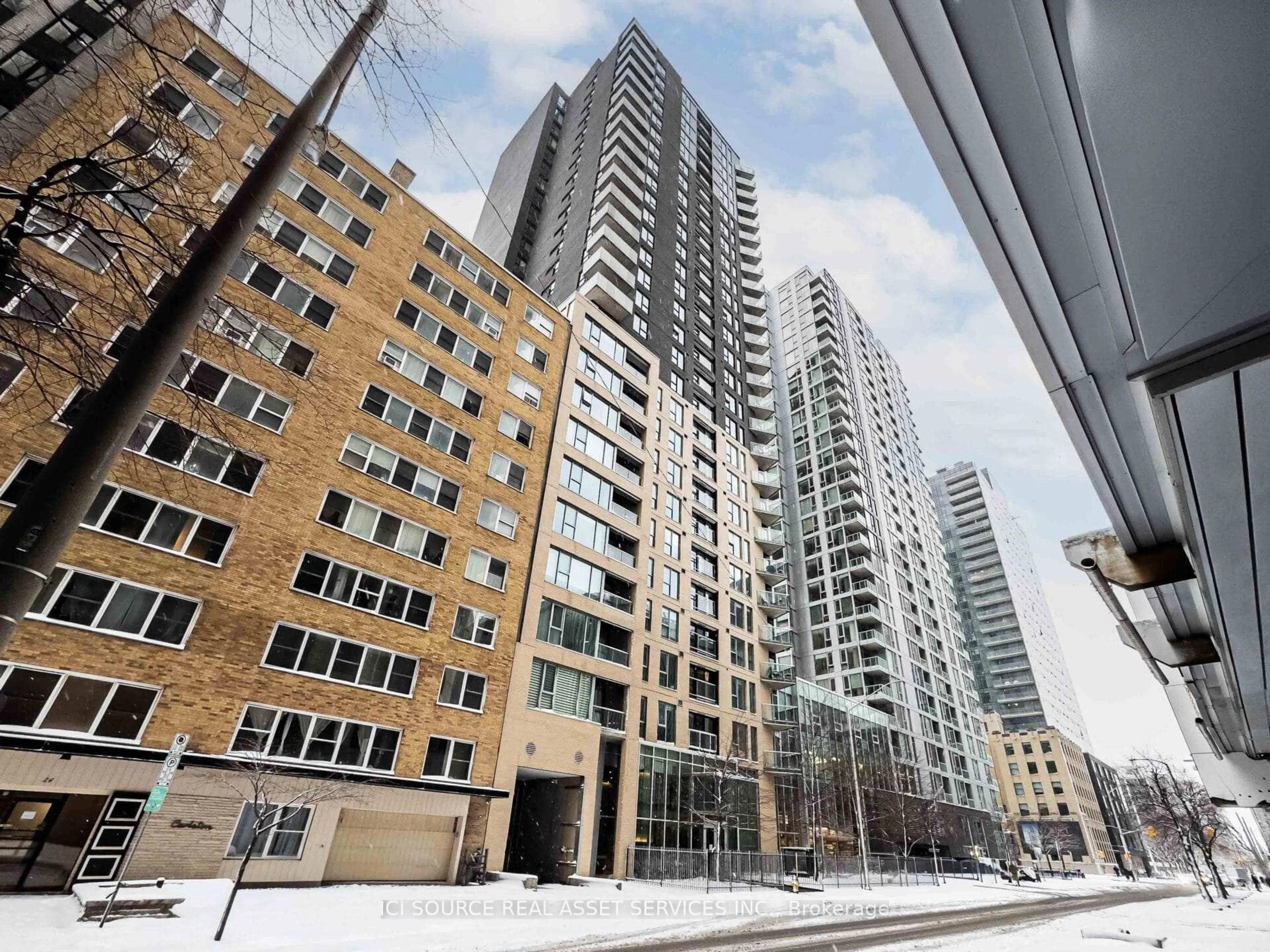 Unknown for 40 Nepean St #2206, Ottawa Ontario K2P 0X5