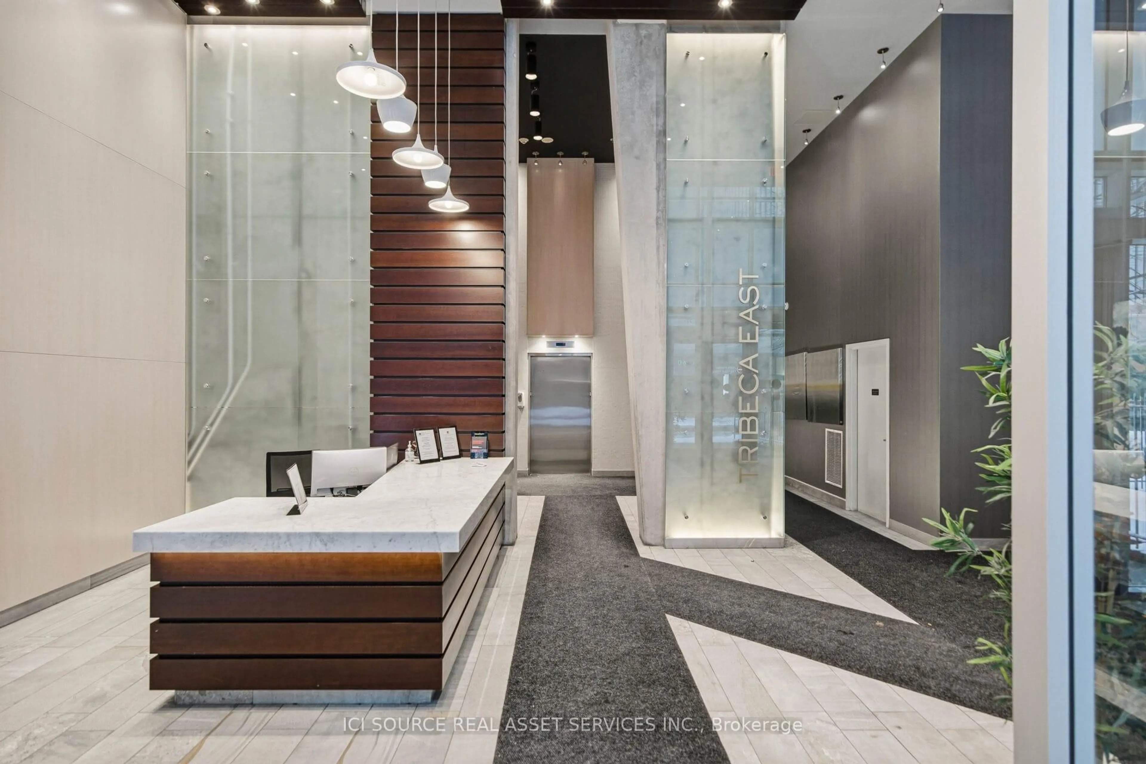 Contemporary bathroom, ceramic/tile floor for 40 Nepean St #2206, Ottawa Ontario K2P 0X5