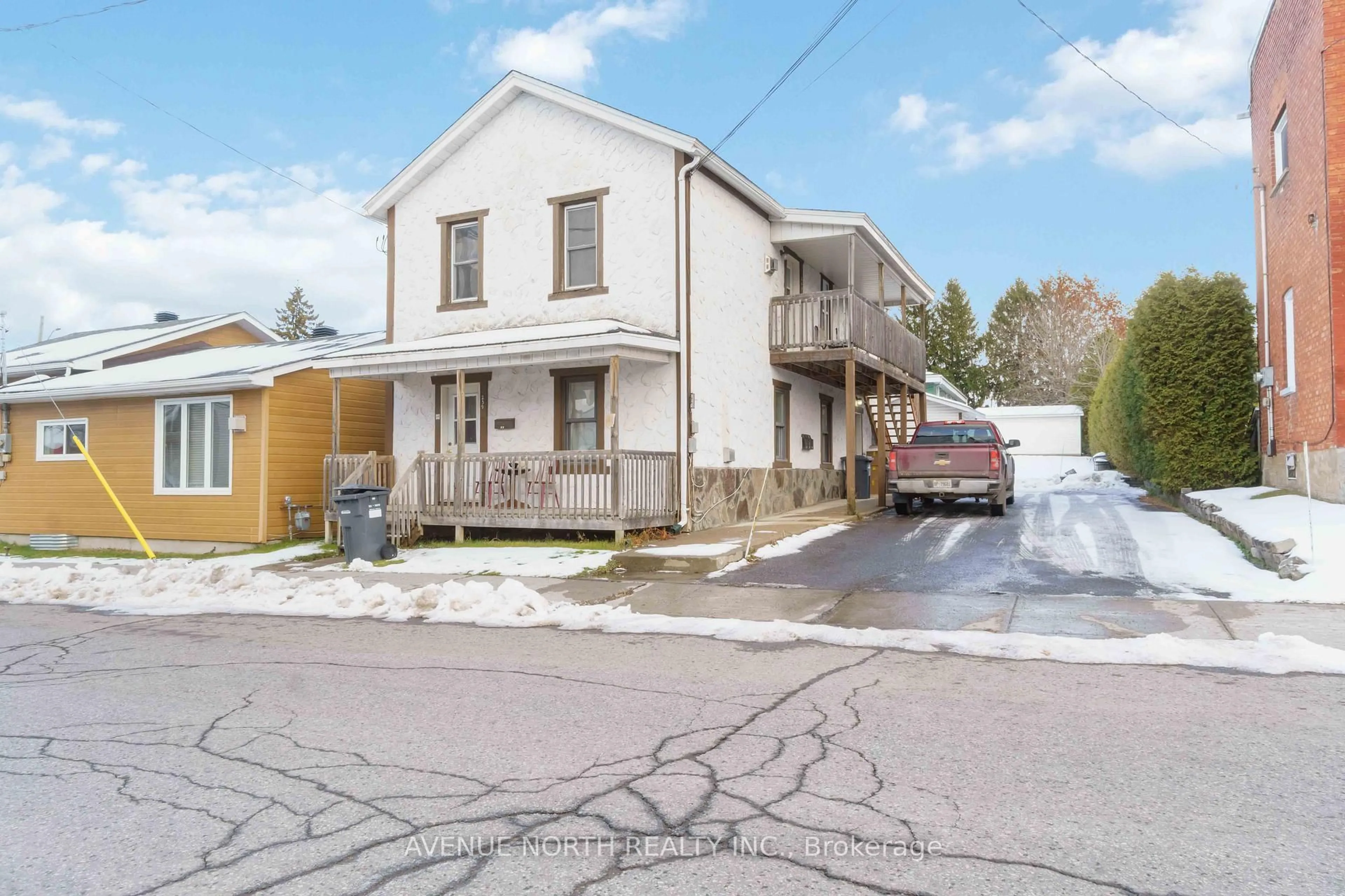Unknown for 259 Hamilton St, Hawkesbury Ontario K6A 1Z2
