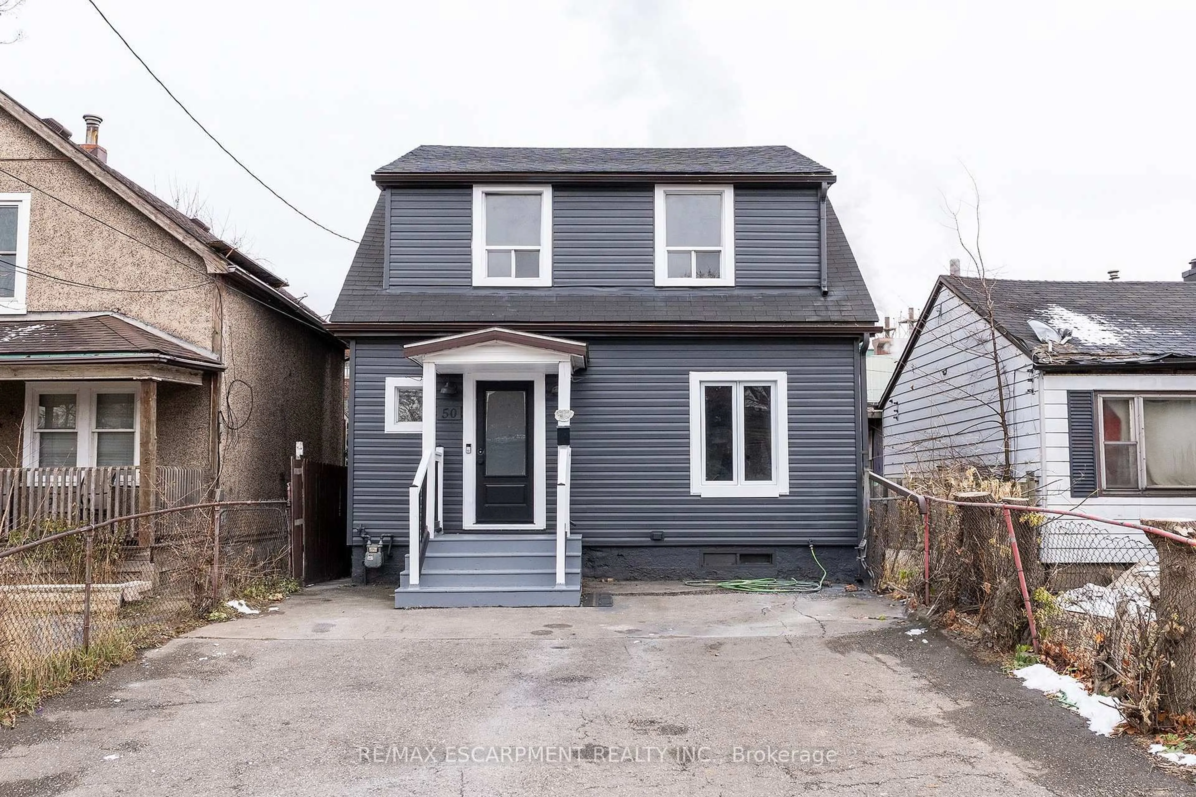 Unknown for 50 Stapleton Ave, Hamilton Ontario L8H 3N5