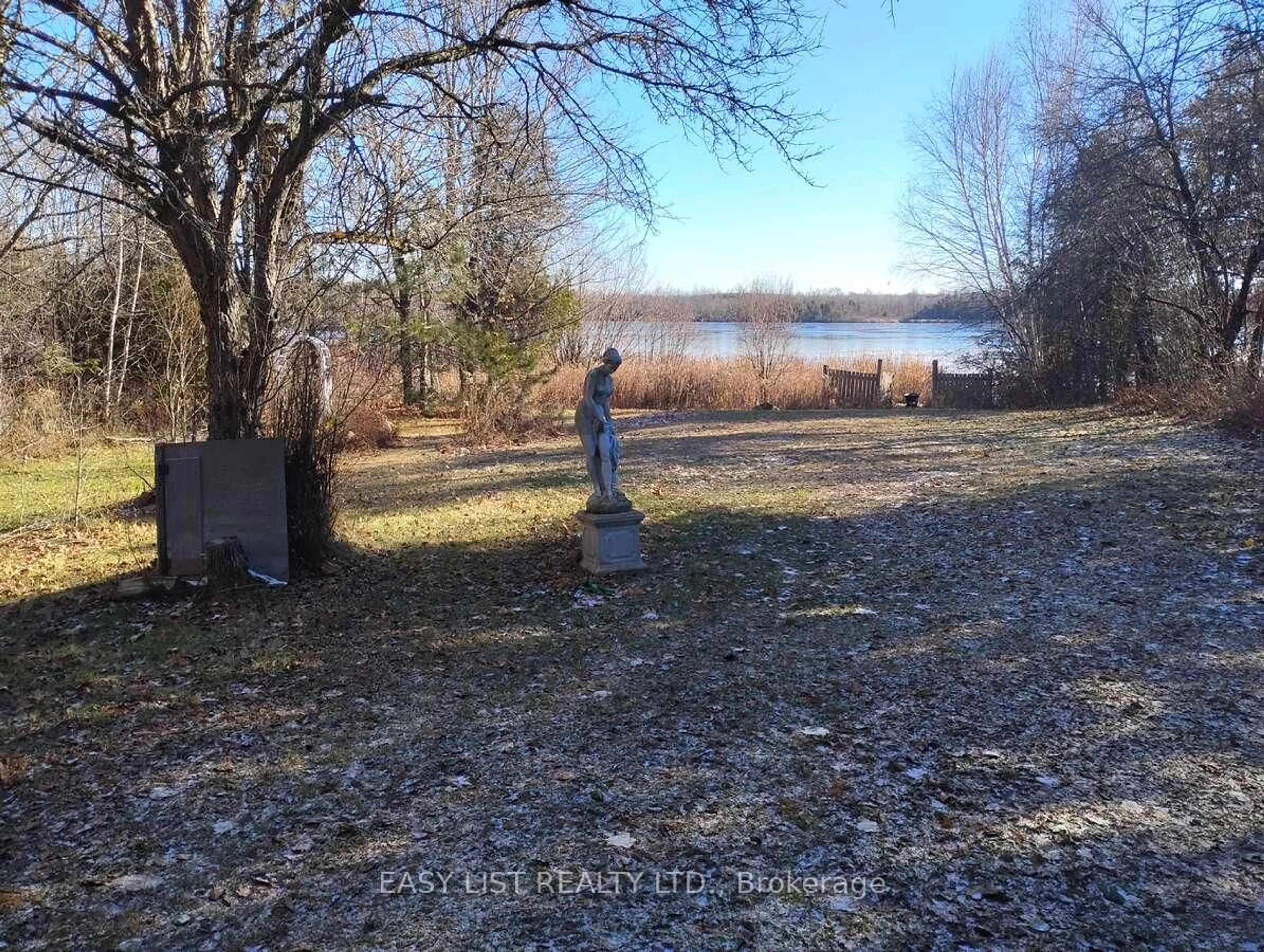 Blurry image for 571 Rideau River Rd, Merrickville Ontario K0G 1N0