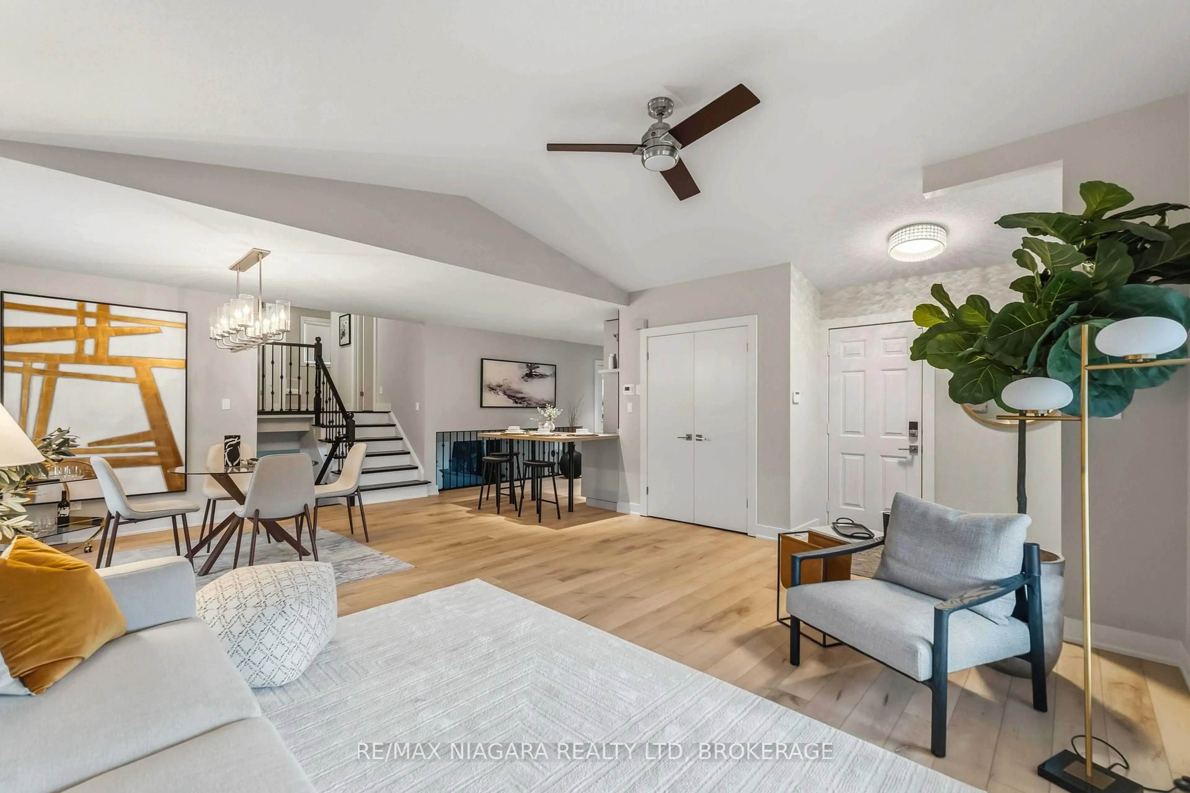 Living room with furniture, unknown for 200 FIRST ST LOUTH St, St. Catharines Ontario L2S 2R6