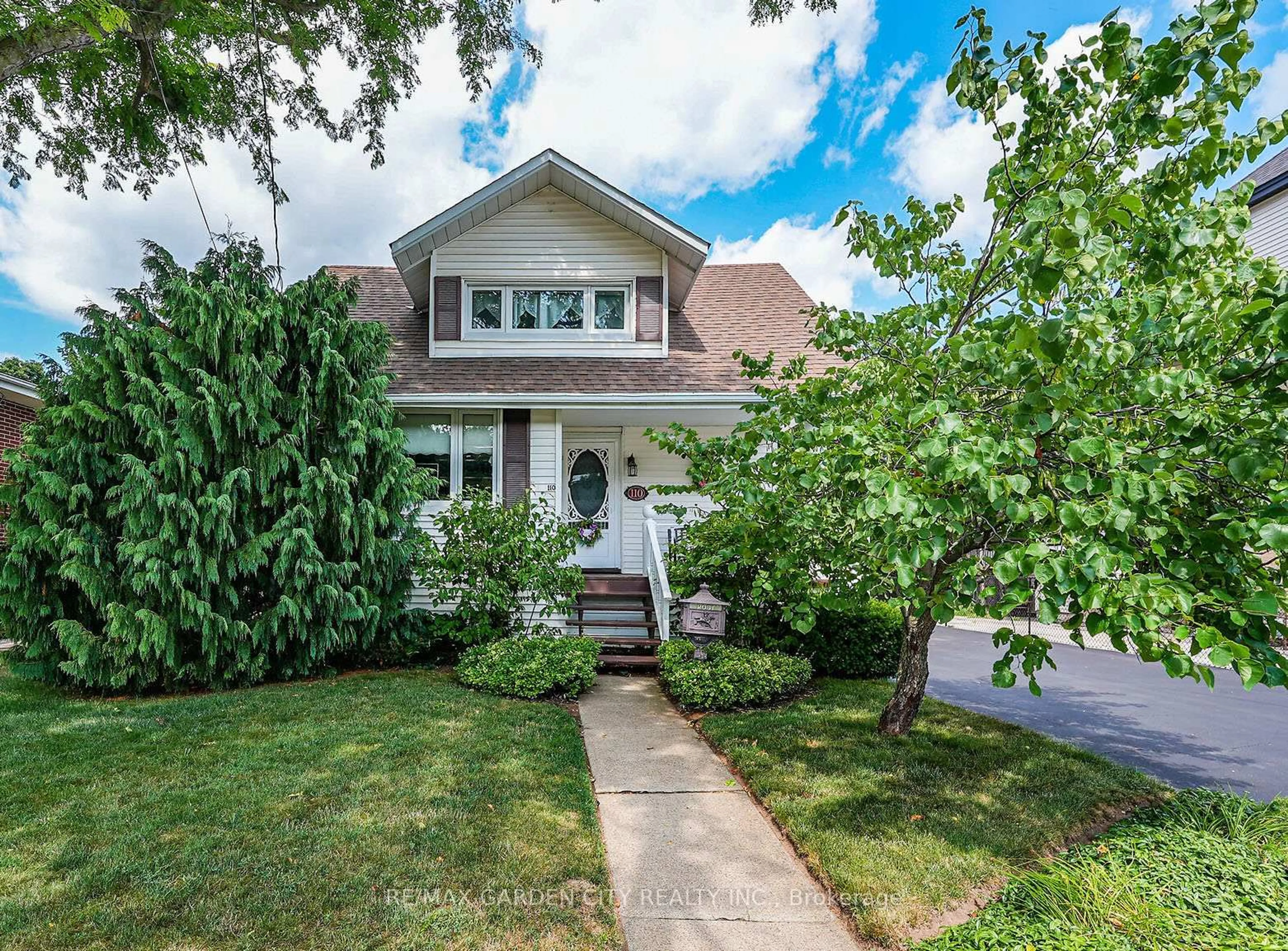 Unknown for 110 Livingston Ave, Grimsby Ontario L3M 1L6