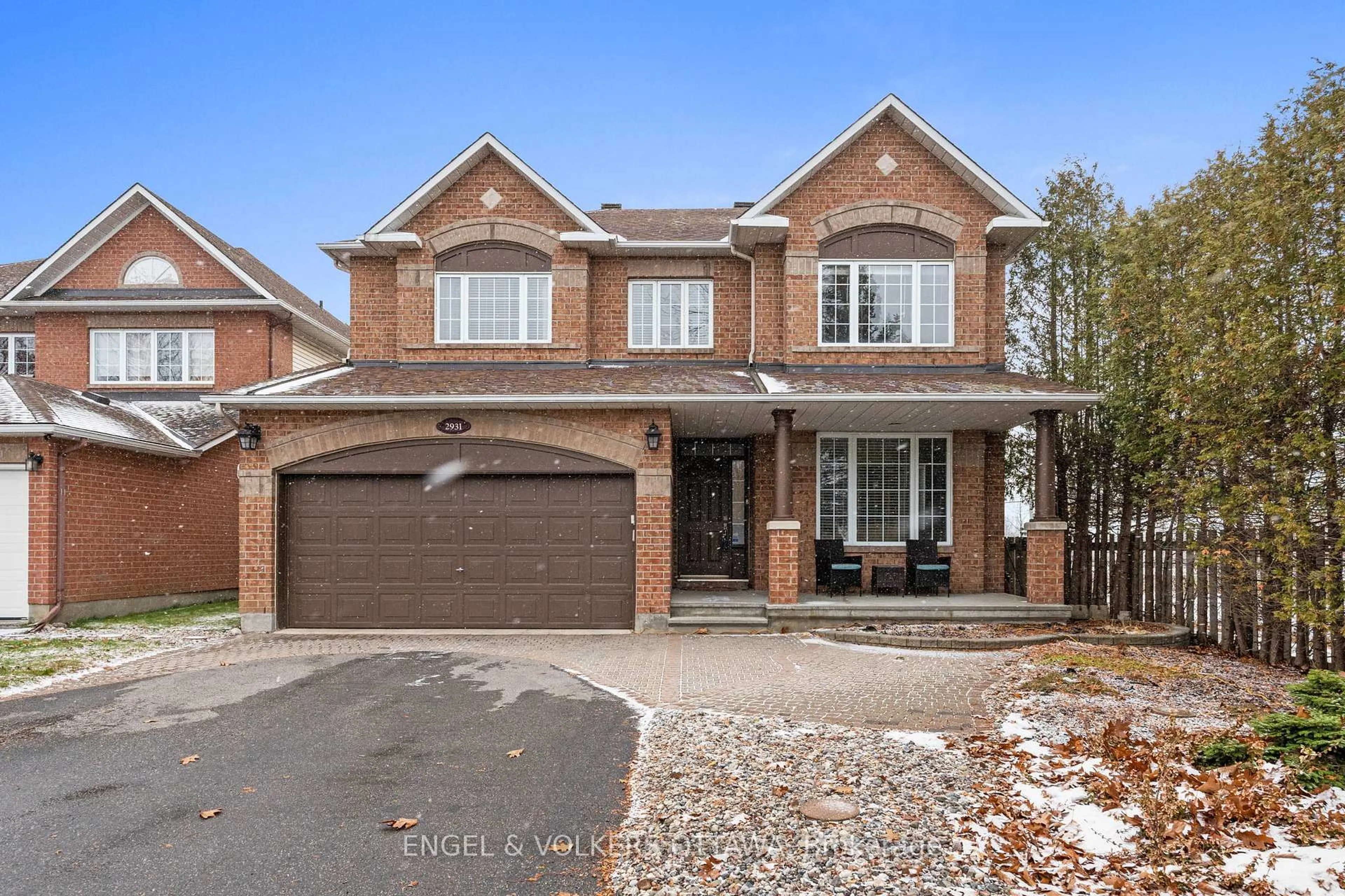 Home with brick exterior material, street for 2931 Shadow Hill Cres, Ottawa Ontario K1T 3Y9