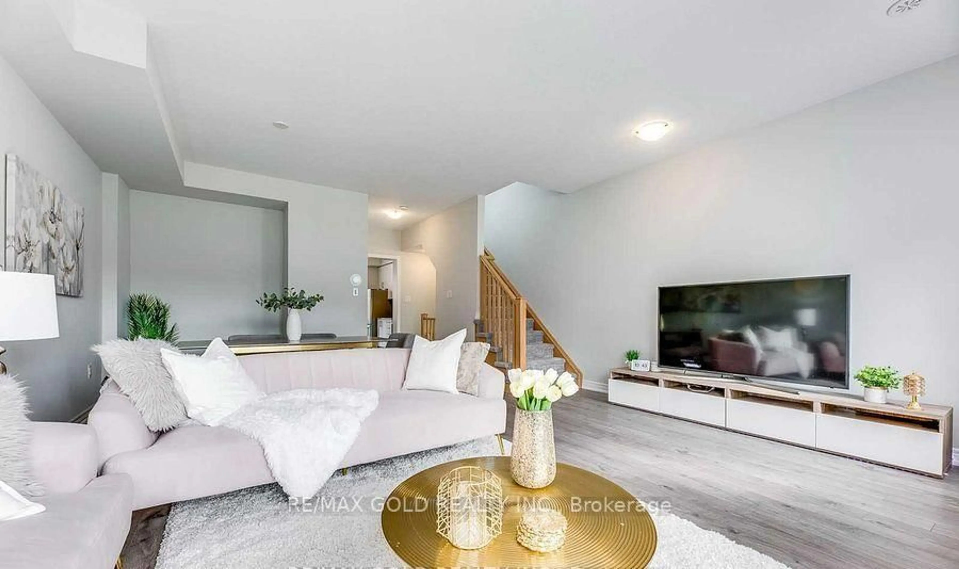 Living room with furniture, unknown for 47 Rapids Lane, Hamilton Ontario L8K 0A4