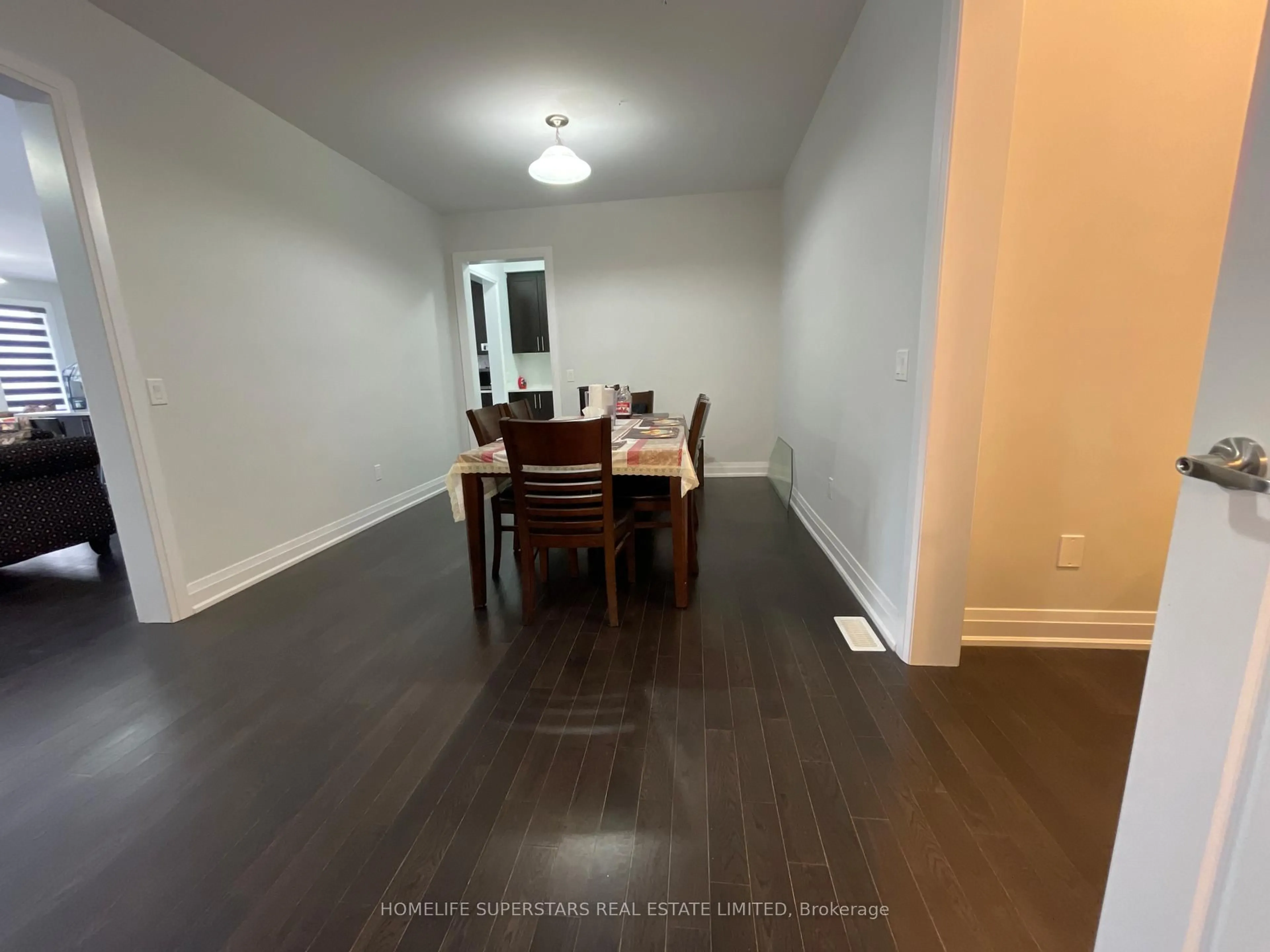 Dining room, unknown for 795 Queenston Blvd, Woodstock Ontario N4T 0N1