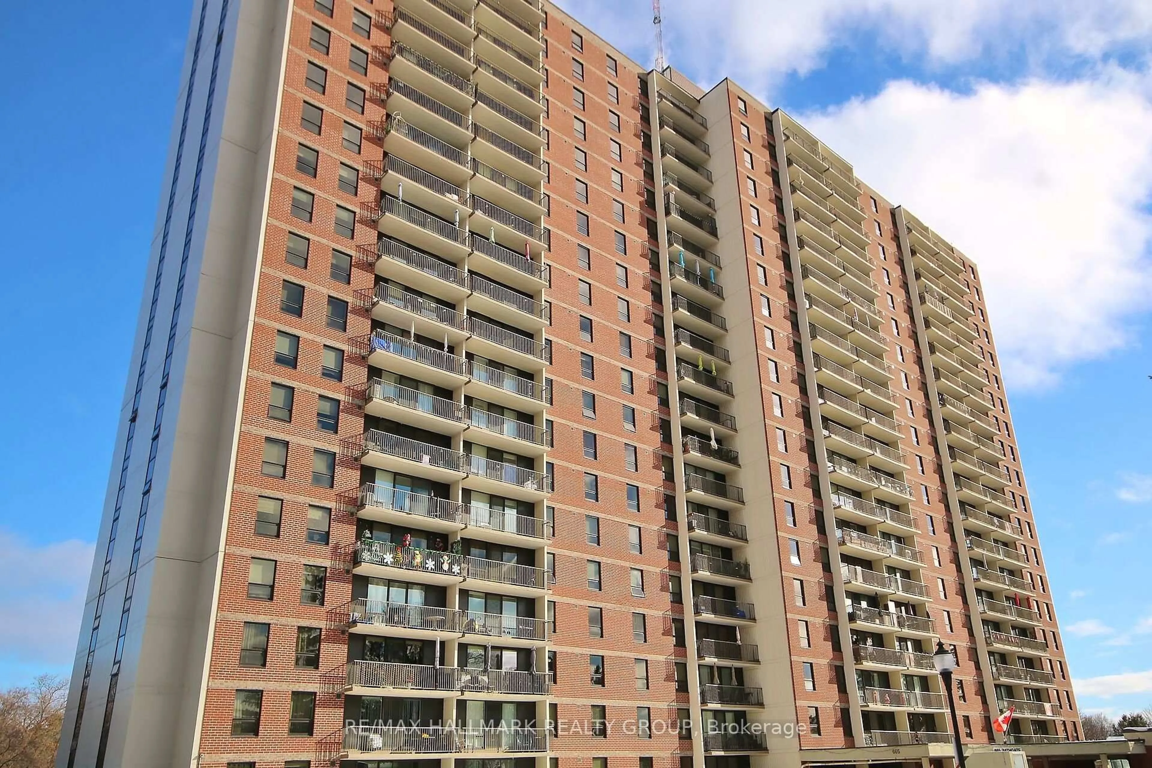 Unknown for 665 Bathgate Dr #1001, Ottawa Ontario K1K 3Y4