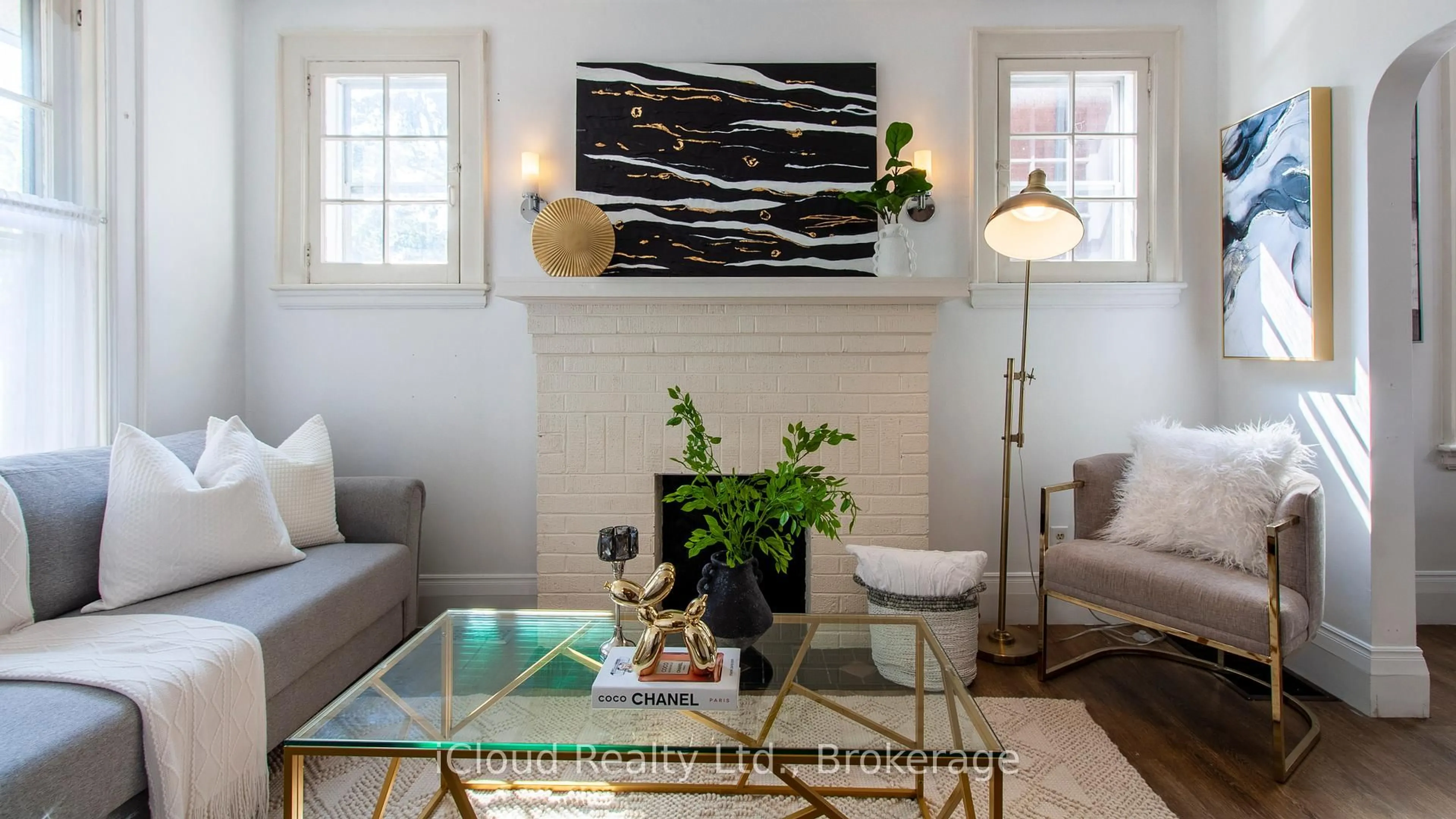 Living room with furniture, unknown for 605 Maitland St, London East Ontario N6B 2Z8