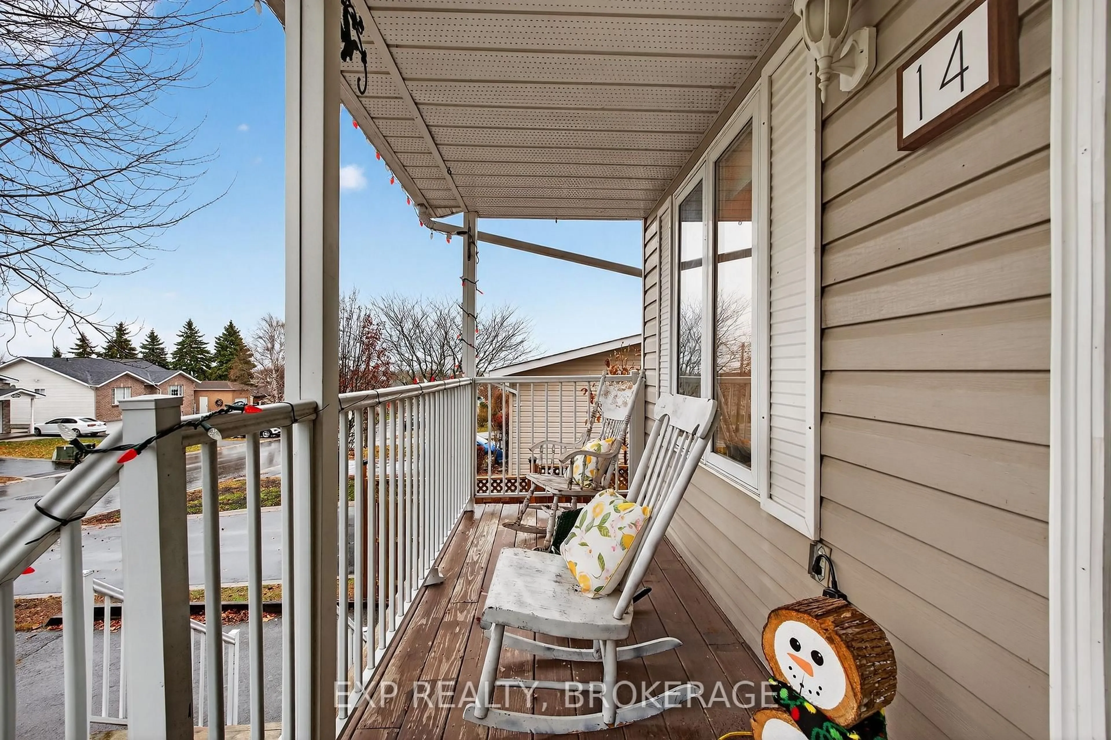 Patio, unknown for 14 CLIFFORD St, Loyalist Ontario K7N 1Y6