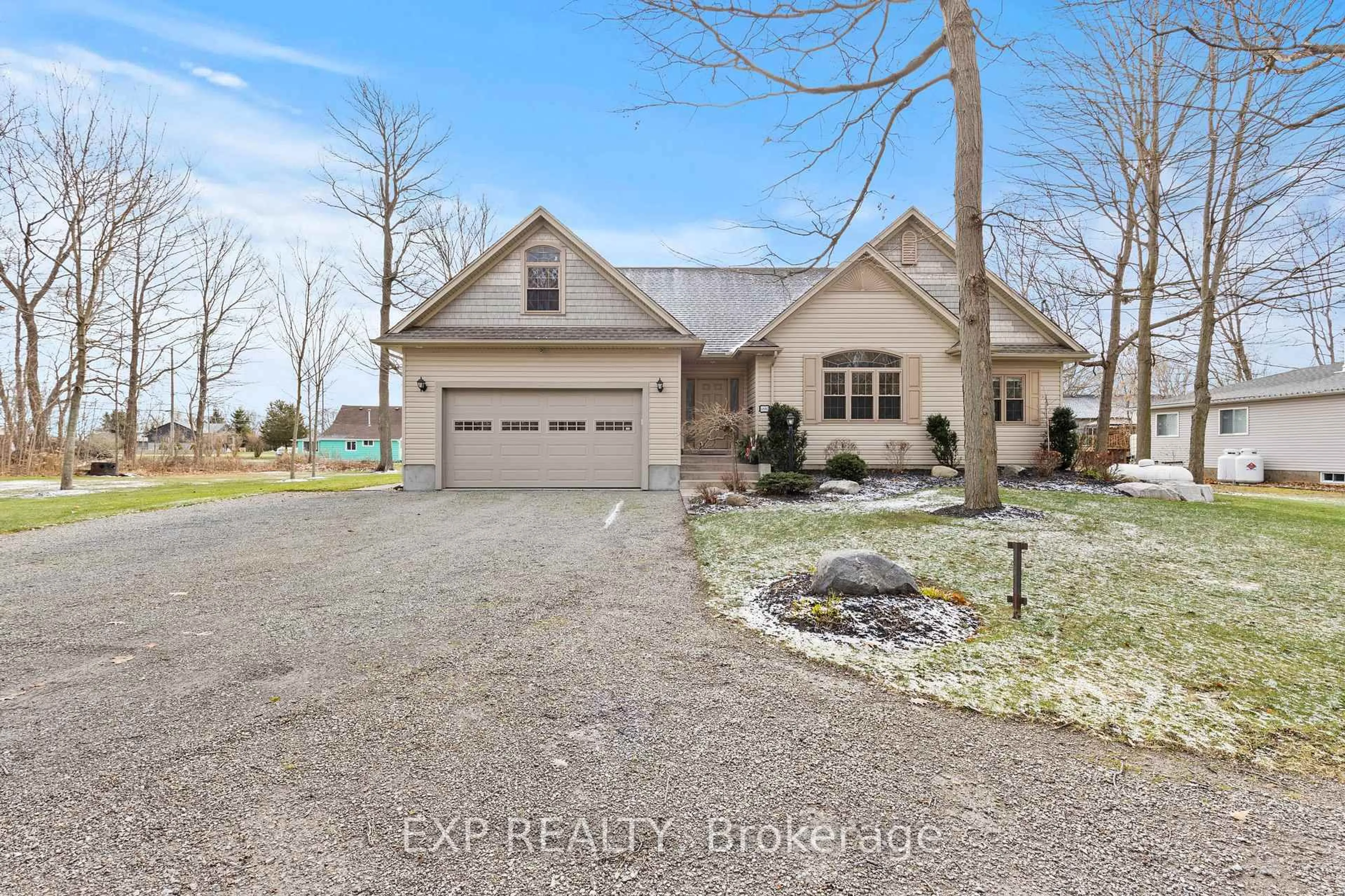 A pic from outside/outdoor area/front of a property/back of a property/a pic from drone, water/lake/river/ocean view for 4893 Firelane 18, Port Colborne Ontario L0S 1R0