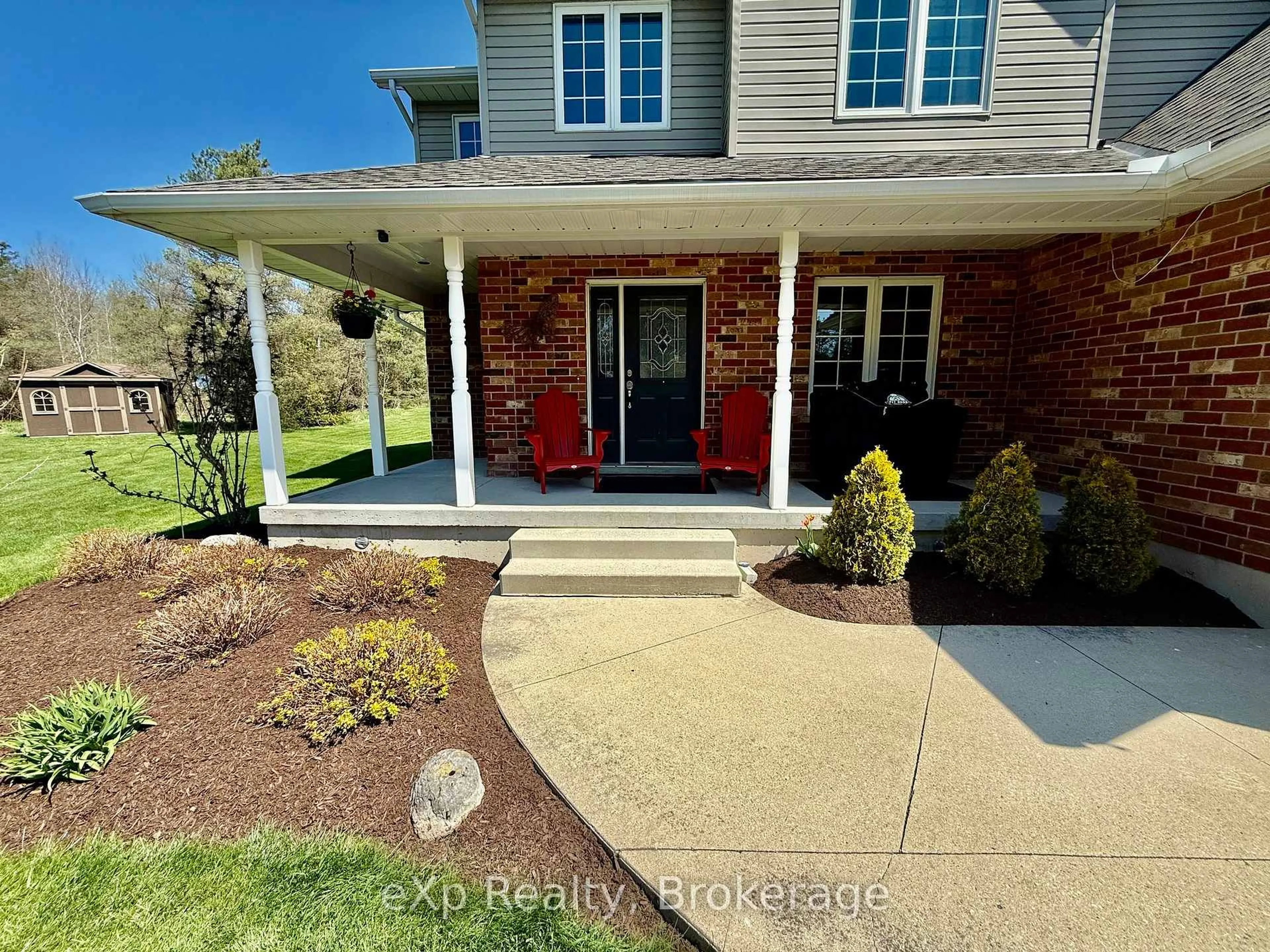 Indoor entryway for 323237 Durham Rd, West Grey Ontario N0G 1R0