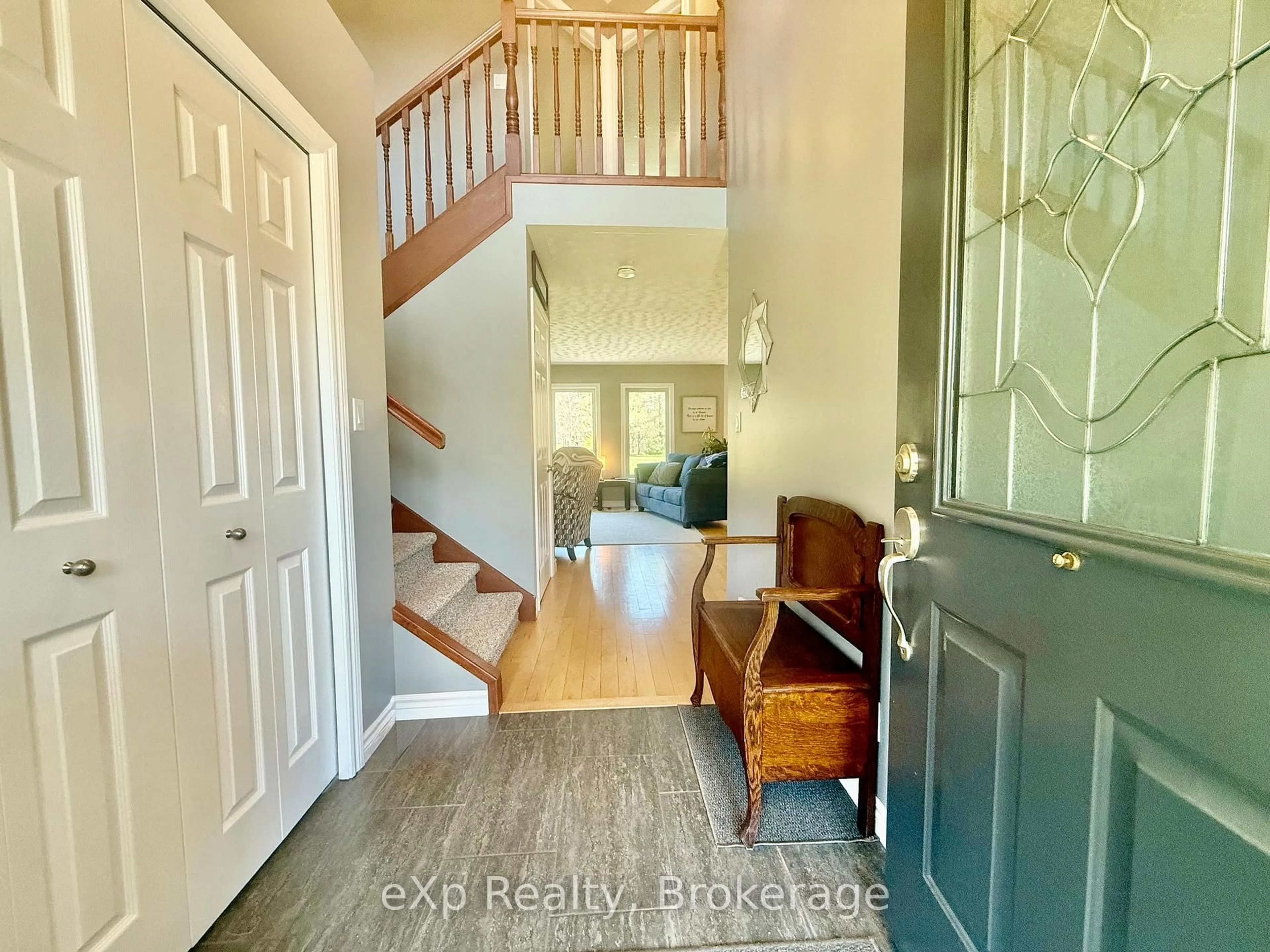 Indoor entryway for 323237 Durham Rd, West Grey Ontario N0G 1R0