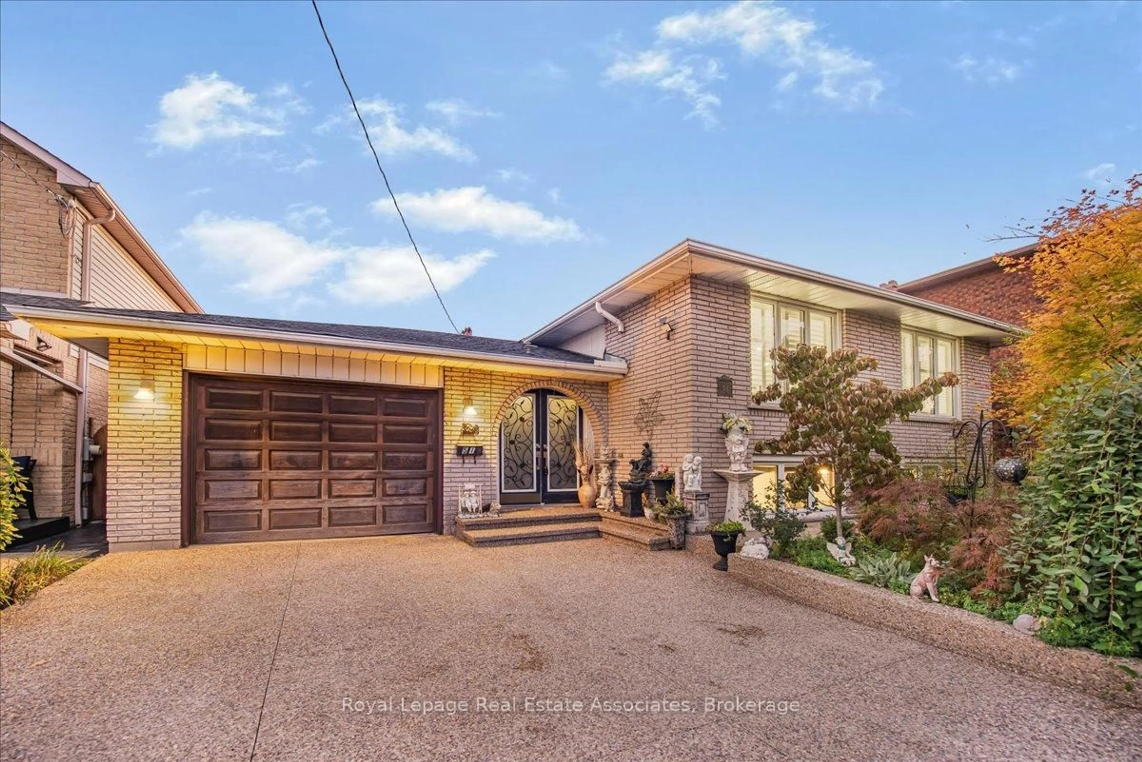 Unknown for 51 Picton St, Hamilton Ontario L8L 1E4