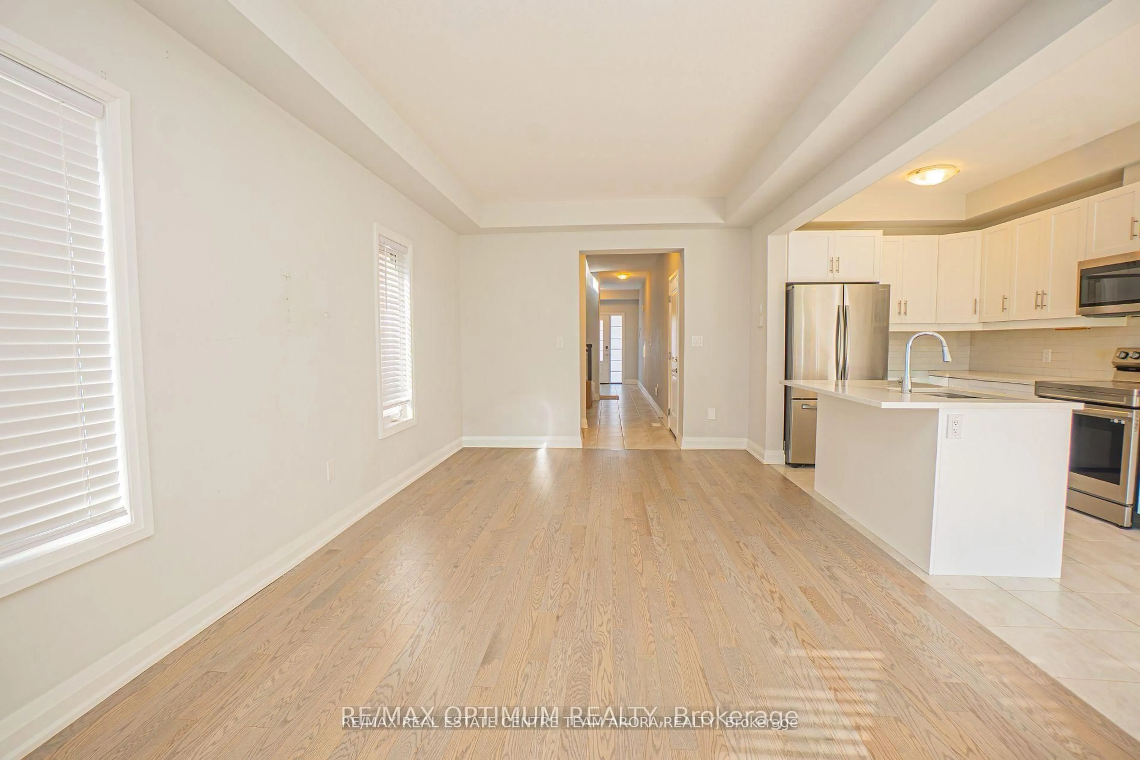 A pic of a room for 112 Bur Oak Dr, Thorold Ontario L2V 0L8