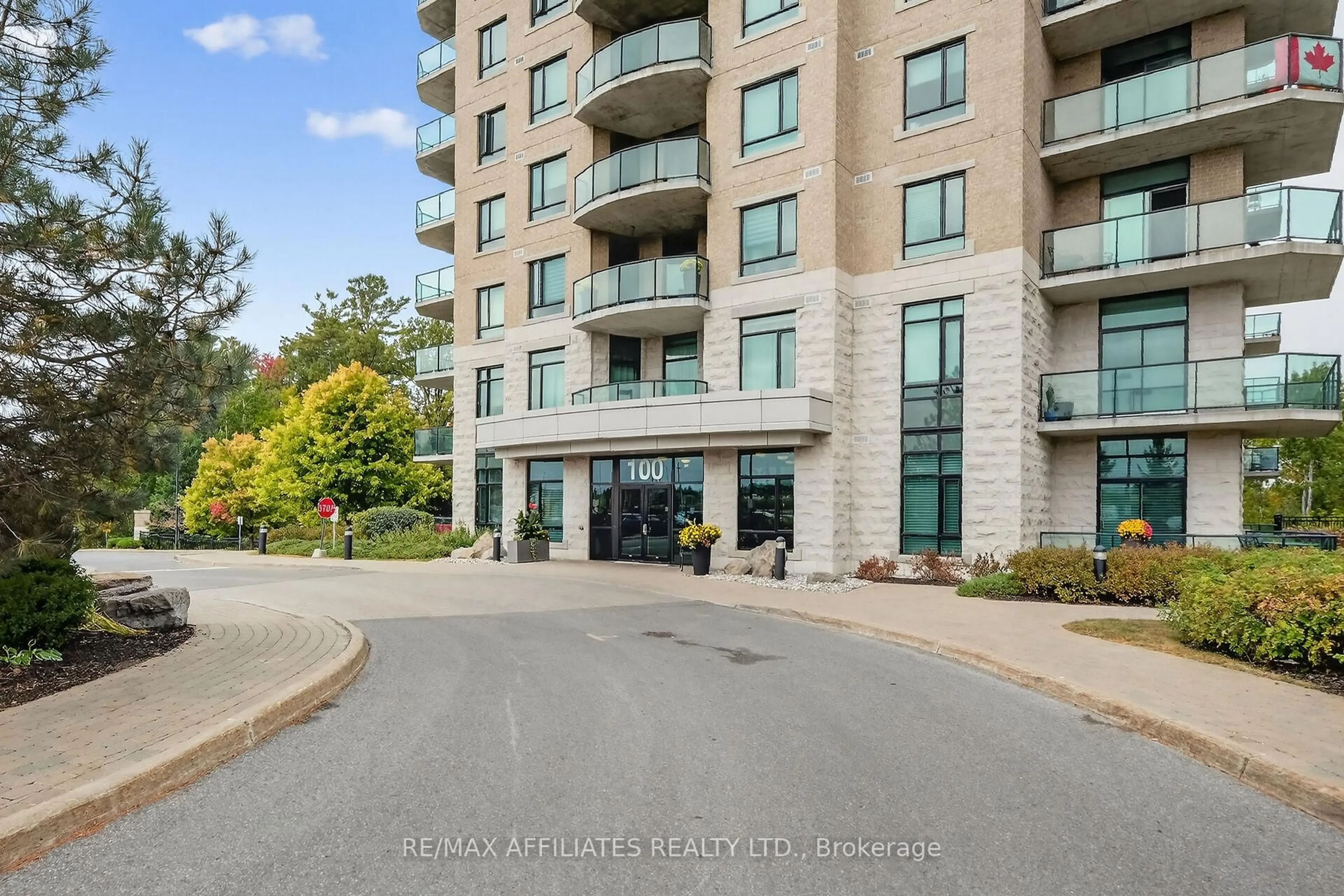 Unknown for 100 Inlet Private #905, Ottawa Ontario K4A 0S8