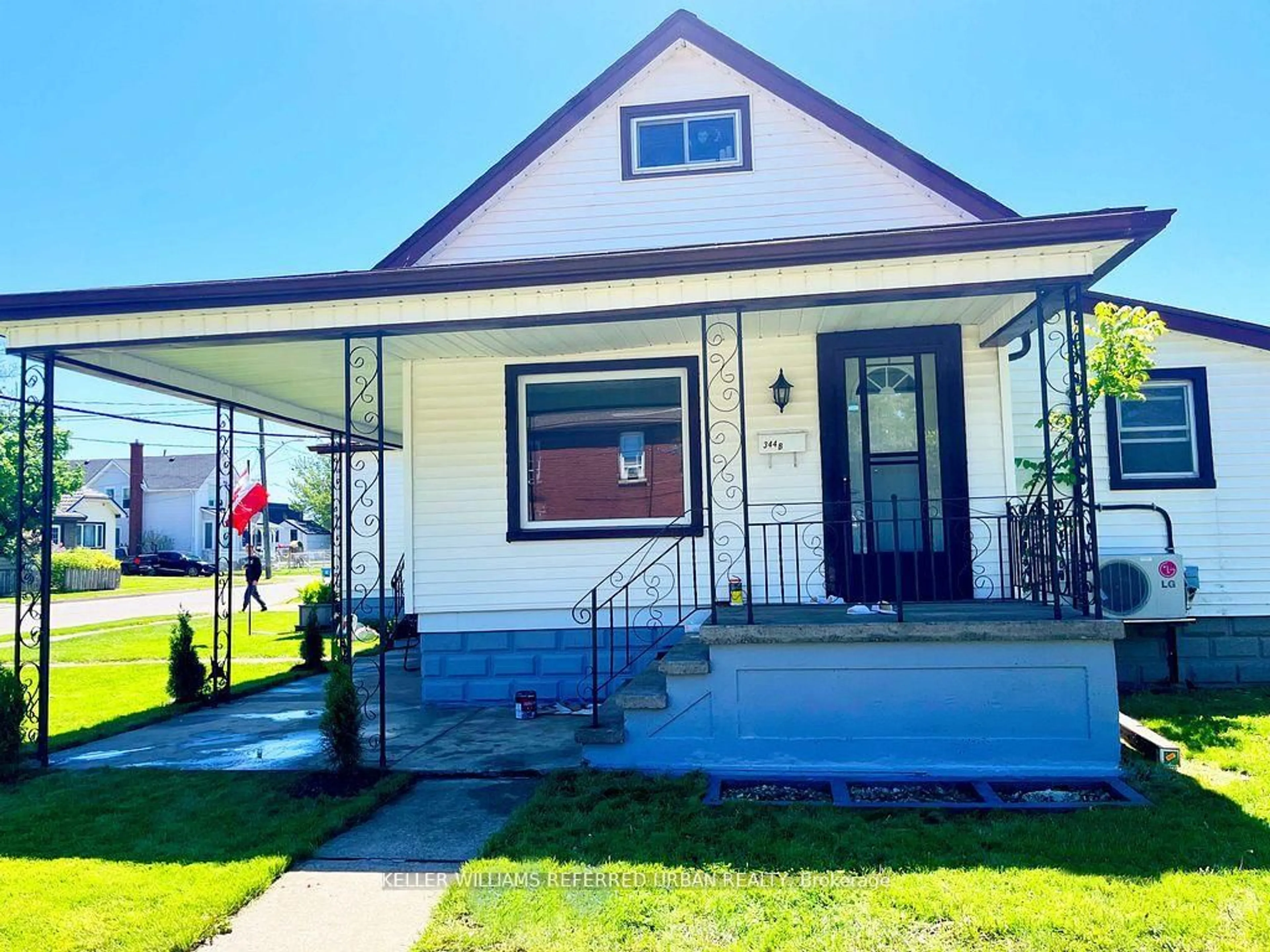 Home with vinyl exterior material, street for 344 Fares St, Port Colborne Ontario L3K 1X1