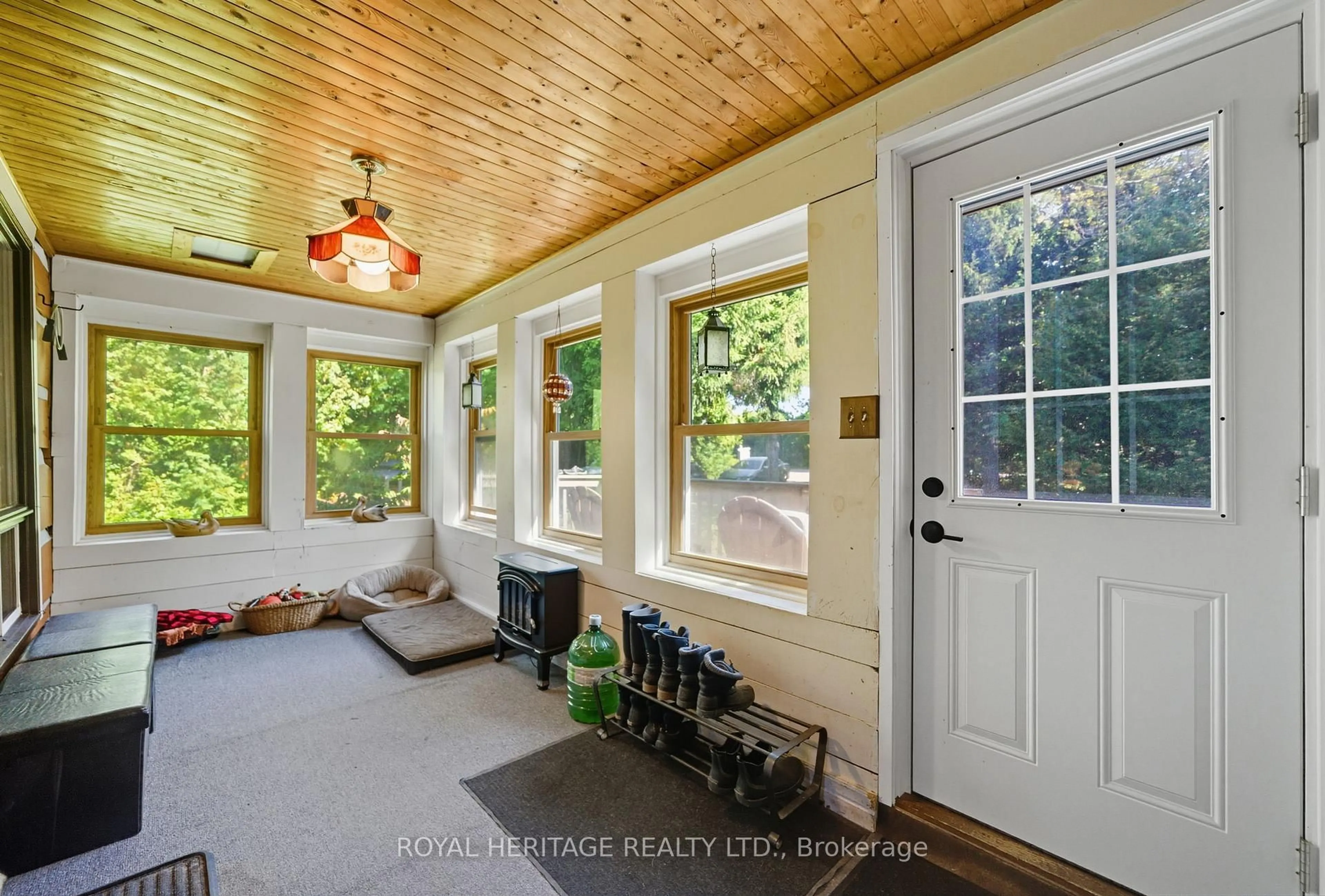 Indoor entryway for 192 Gleason's Corner Rd, Alnwick/Haldimand Ontario K0K 1M0