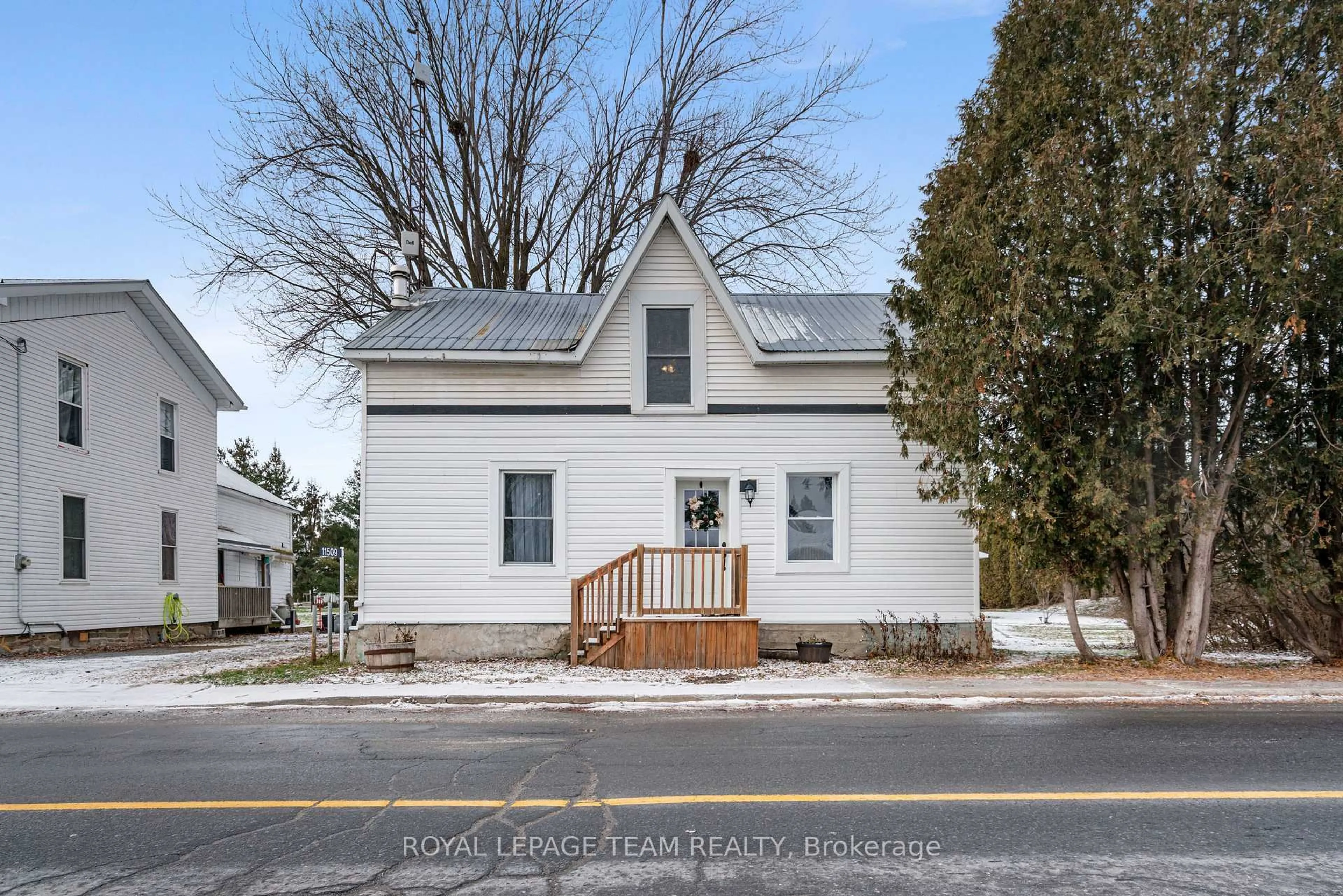 Unknown for 11509 Queen St, North Dundas Ontario K0E 1J0