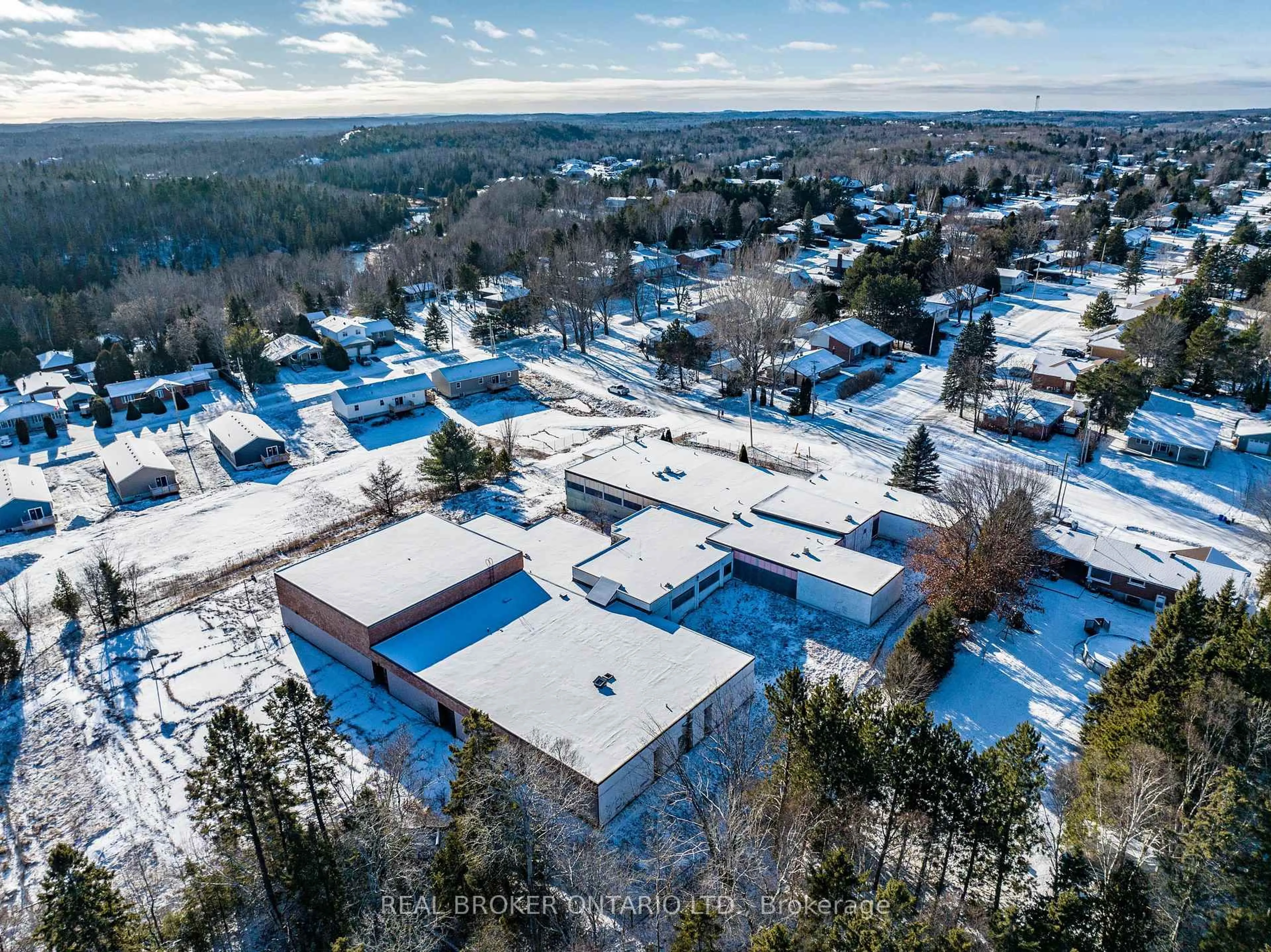 A pic from outside/outdoor area/front of a property/back of a property/a pic from drone, mountain view for 16 Jessie St, Greater Sudbury Ontario P3Y 1A2