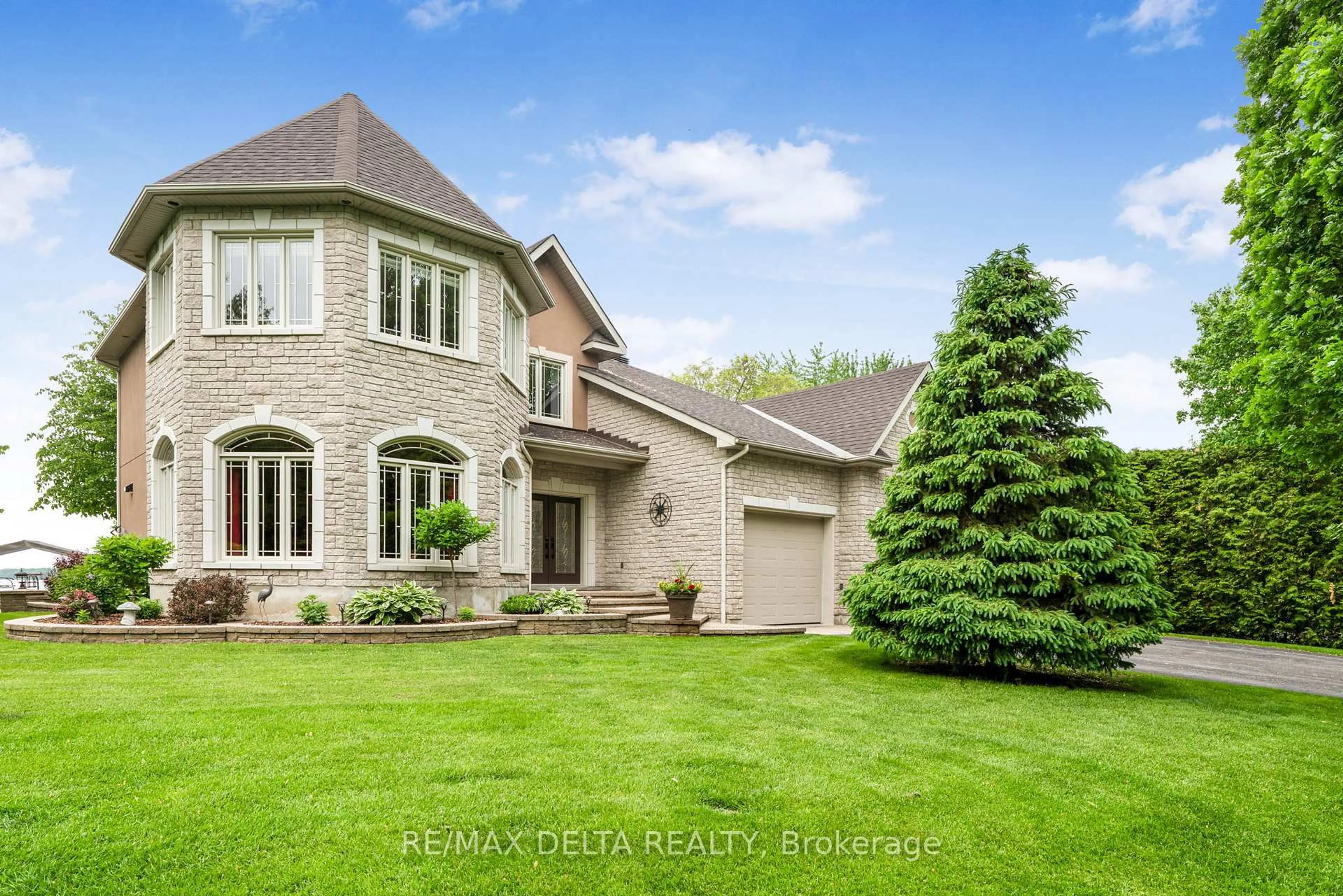 Home with brick exterior material, unknown for 150 Voisine Rd, Clarence-Rockland Ontario K4K 1A1