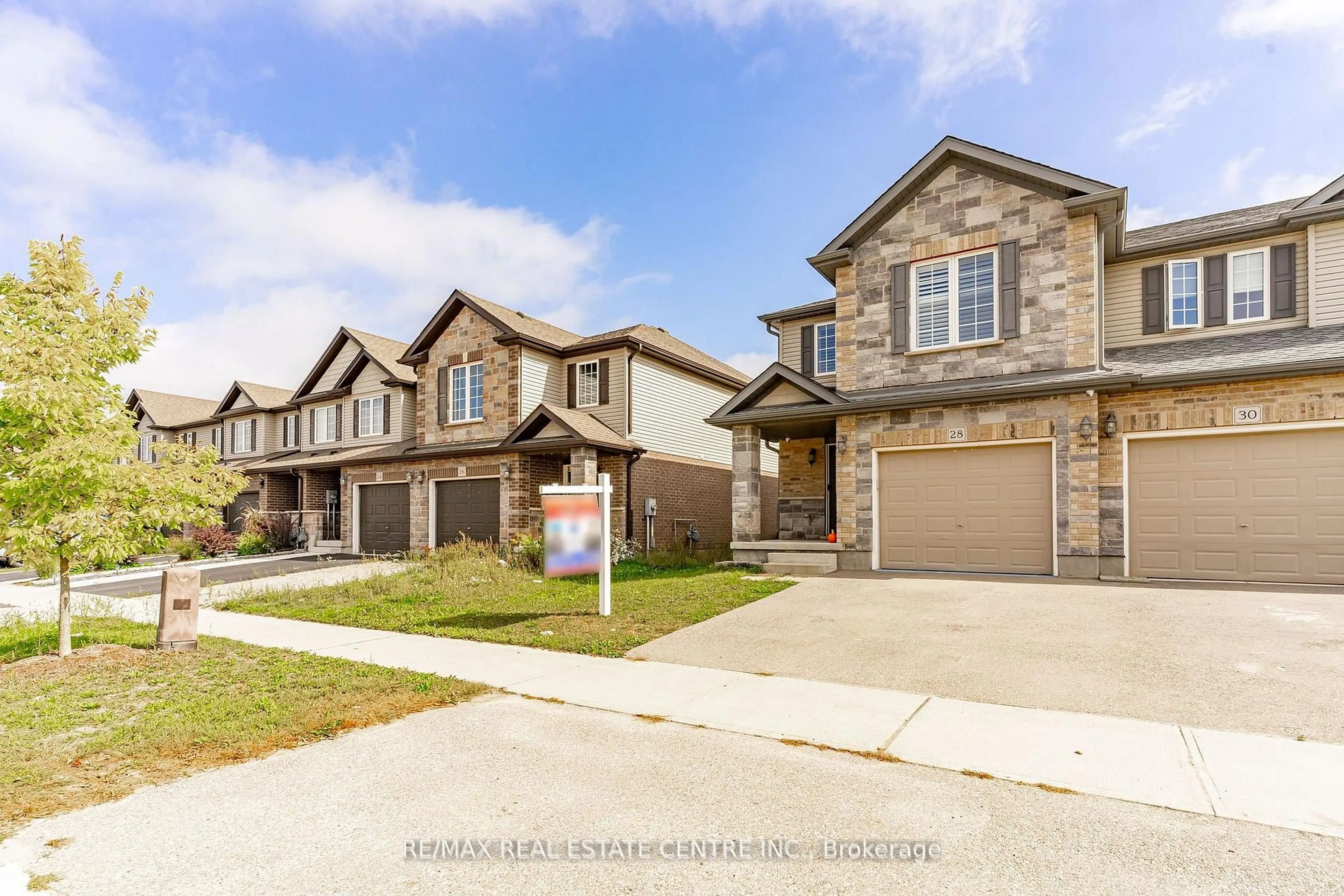 Home with brick exterior material, street for 28 Newstead Rd, Brant Ontario N3L 0G3