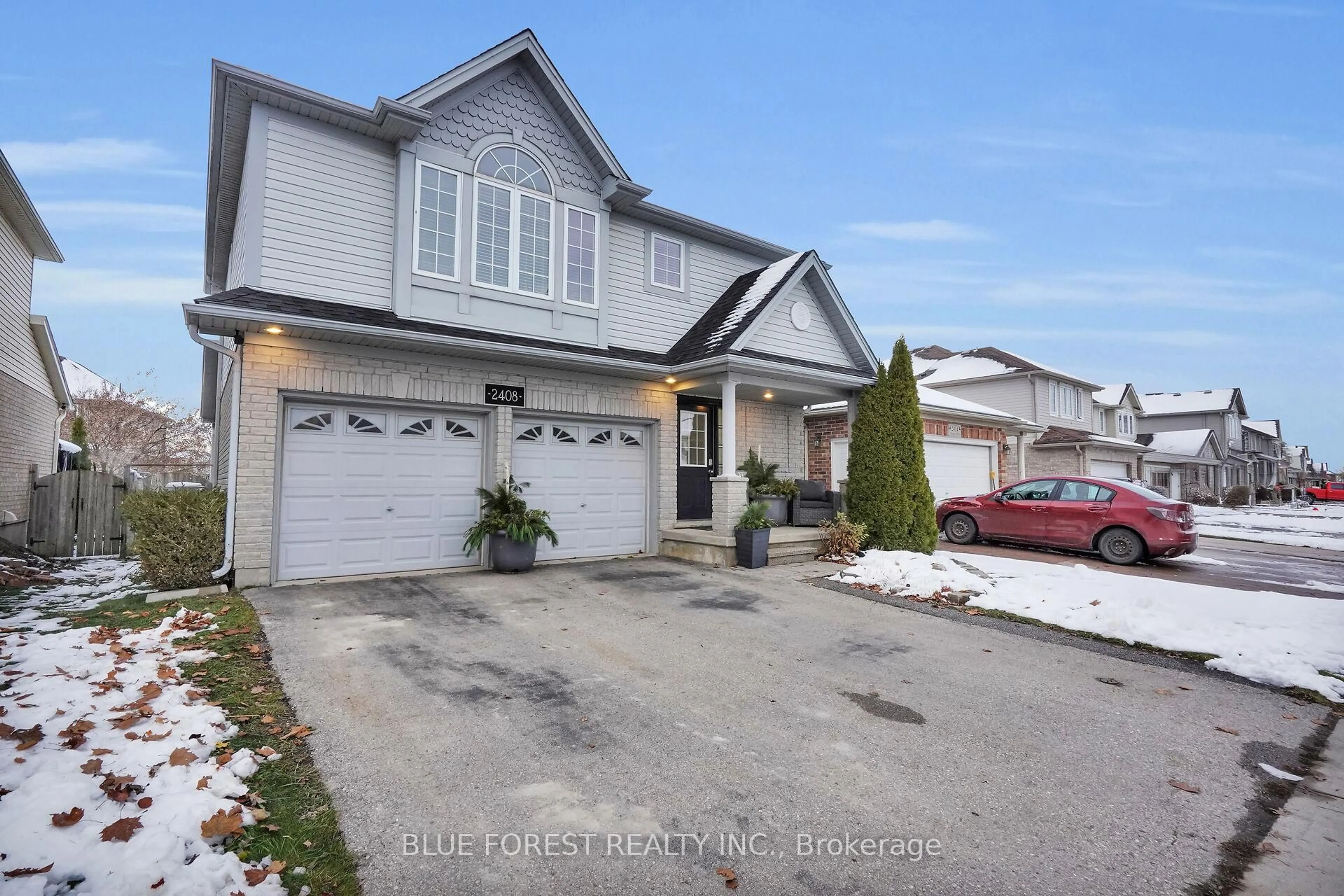 Home with vinyl exterior material, street for 2408 Asima Dr, London South Ontario N6M 0B3