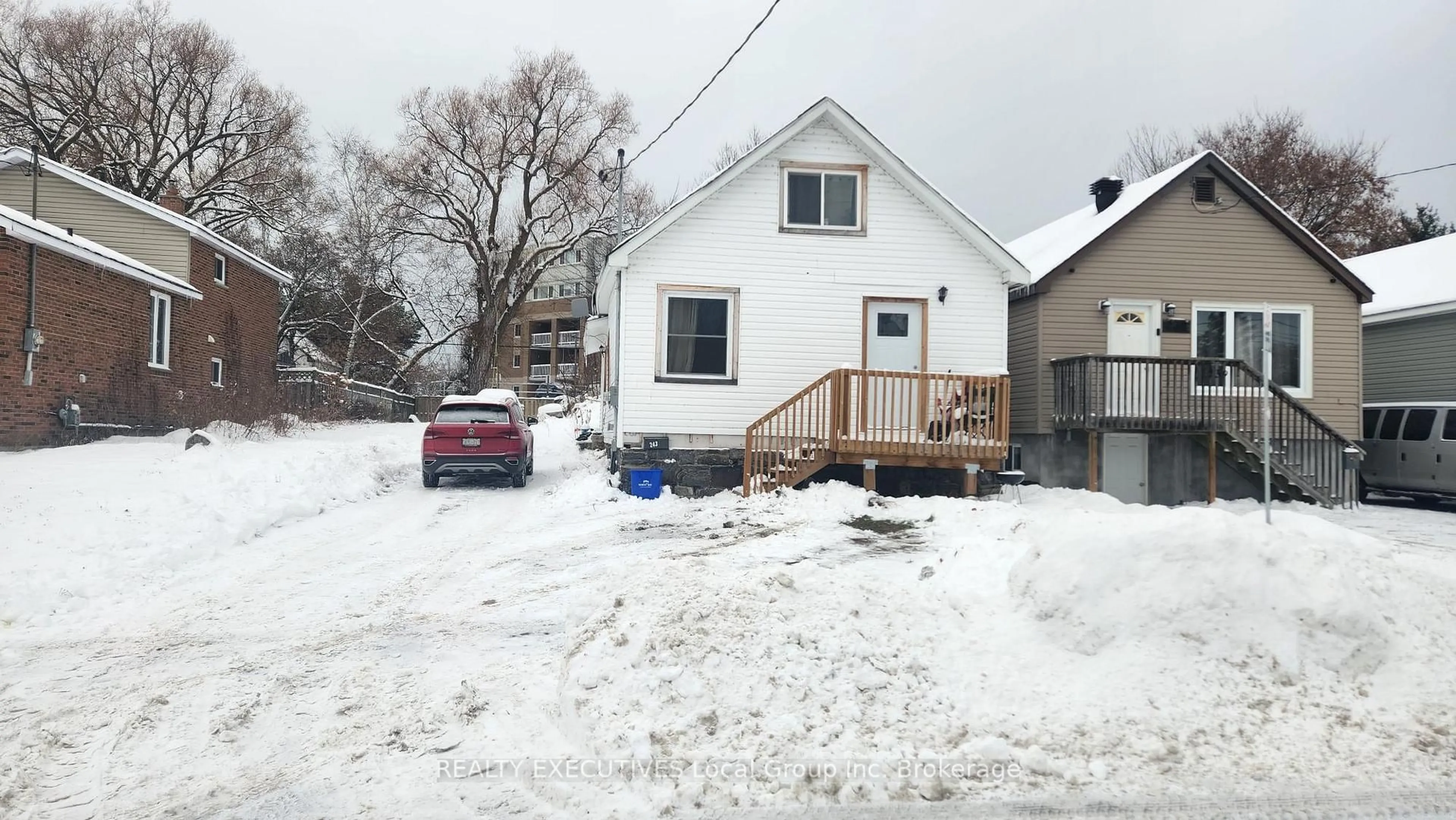 Unknown for 243 Princess St, North Bay Ontario P1B 1R1