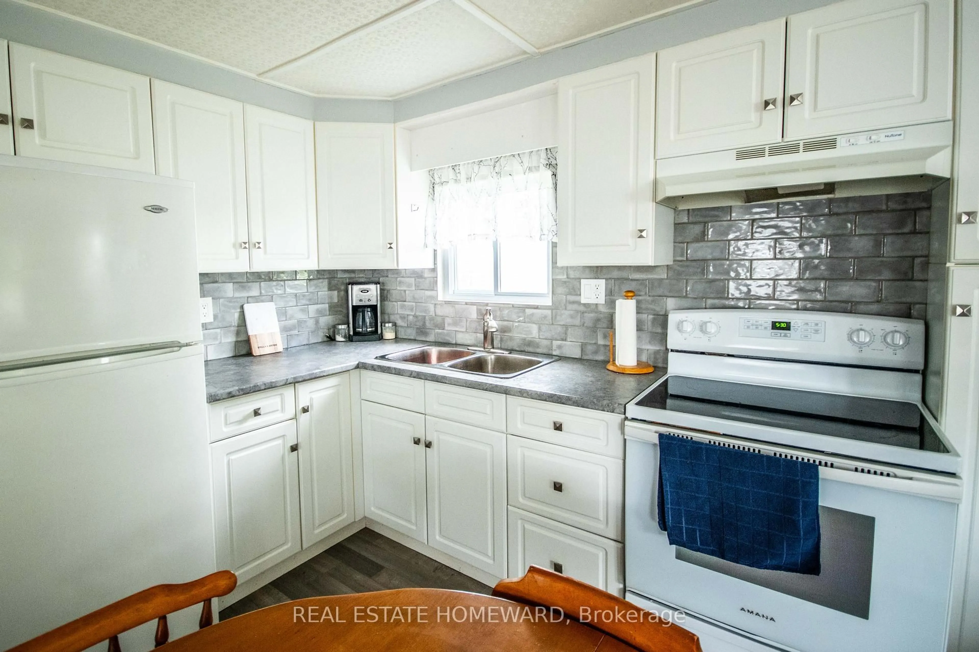 Standard kitchen, unknown for 2244 Heritage Line #36B, Otonabee-South Monaghan Ontario K9J 6X8