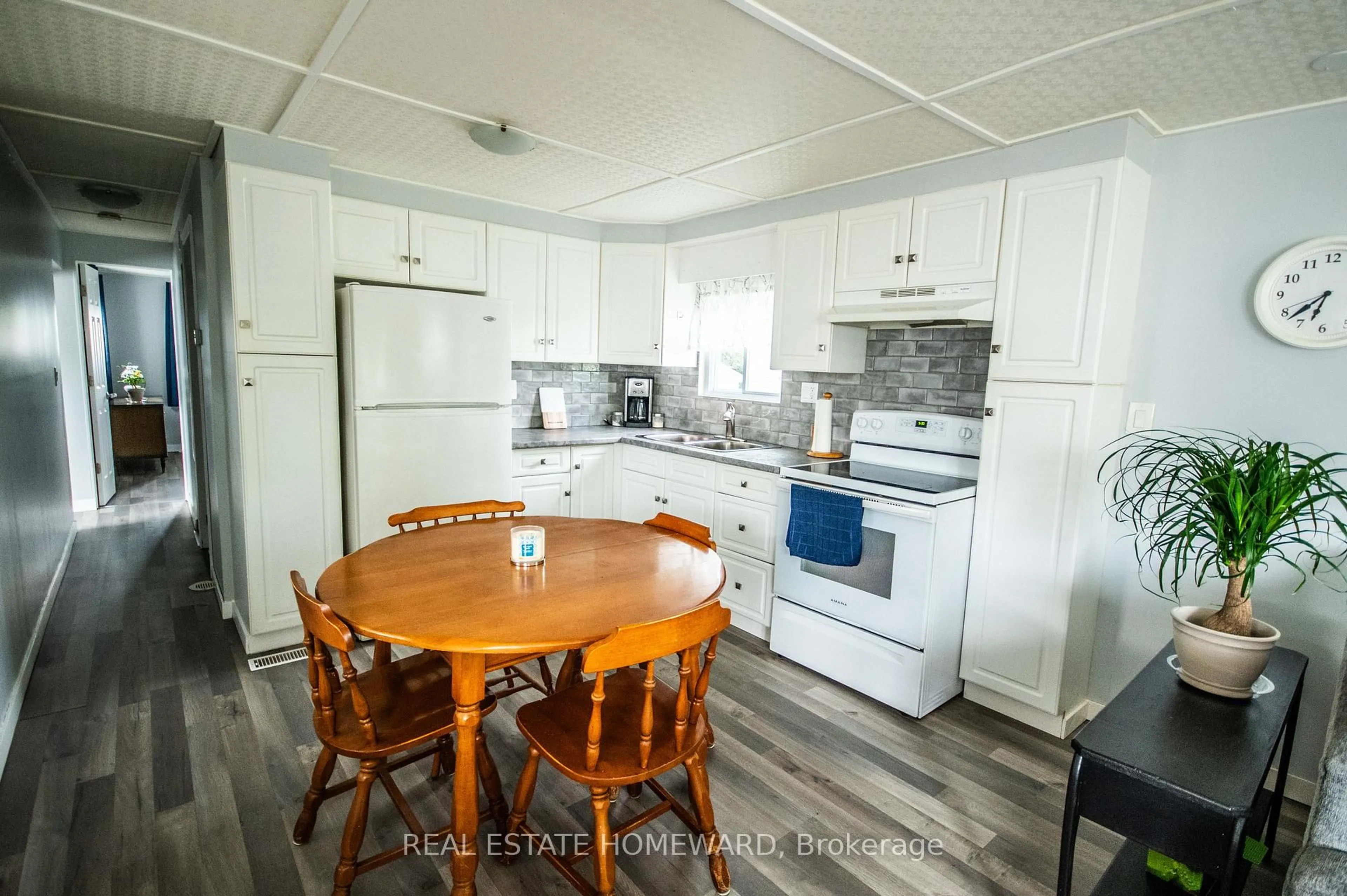 Standard kitchen, unknown for 2244 Heritage Line #36B, Otonabee-South Monaghan Ontario K9J 6X8