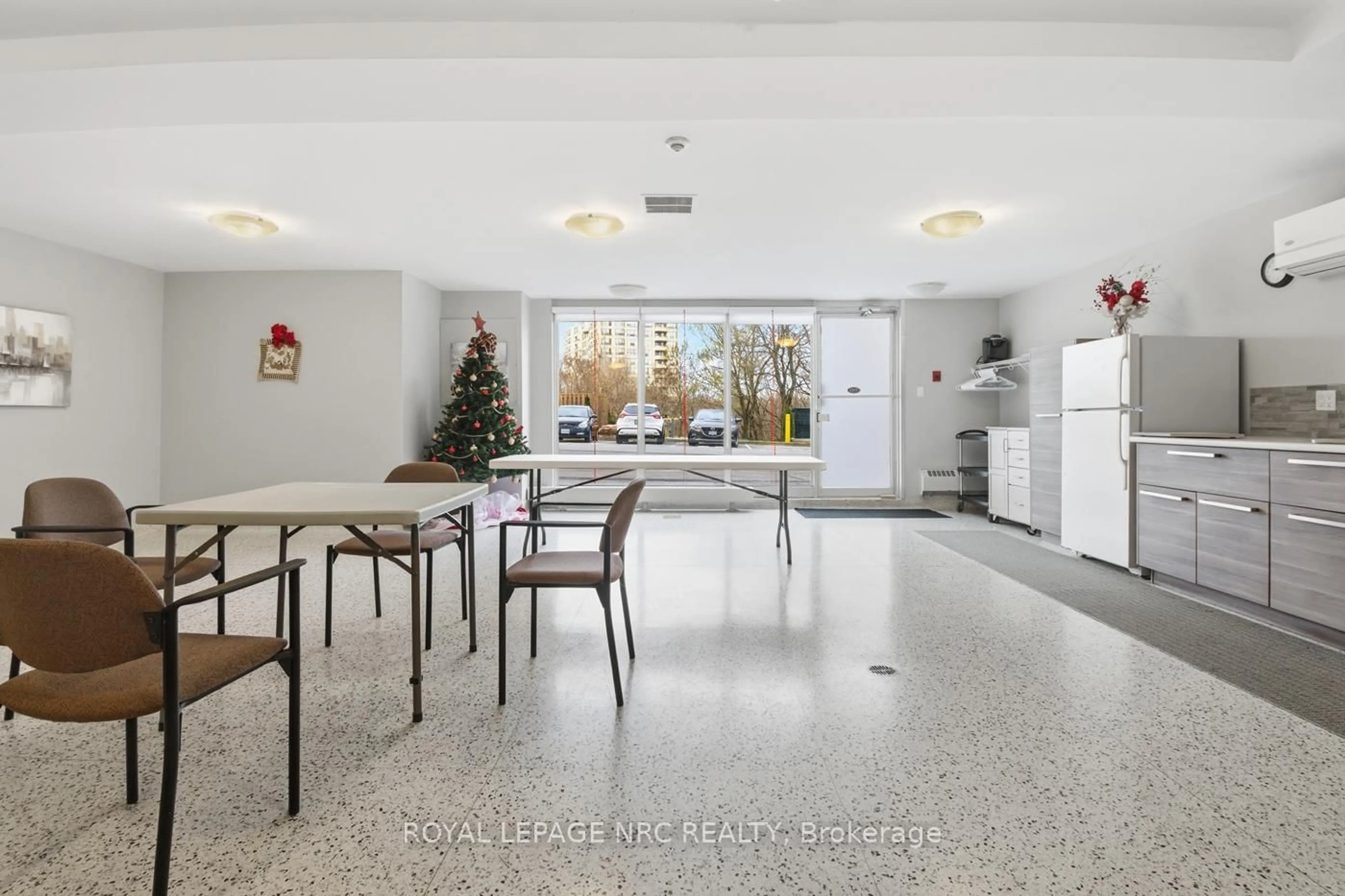 Unknown for 15 Towering Heights Blvd #710, St. Catharines Ontario L2T 3G7