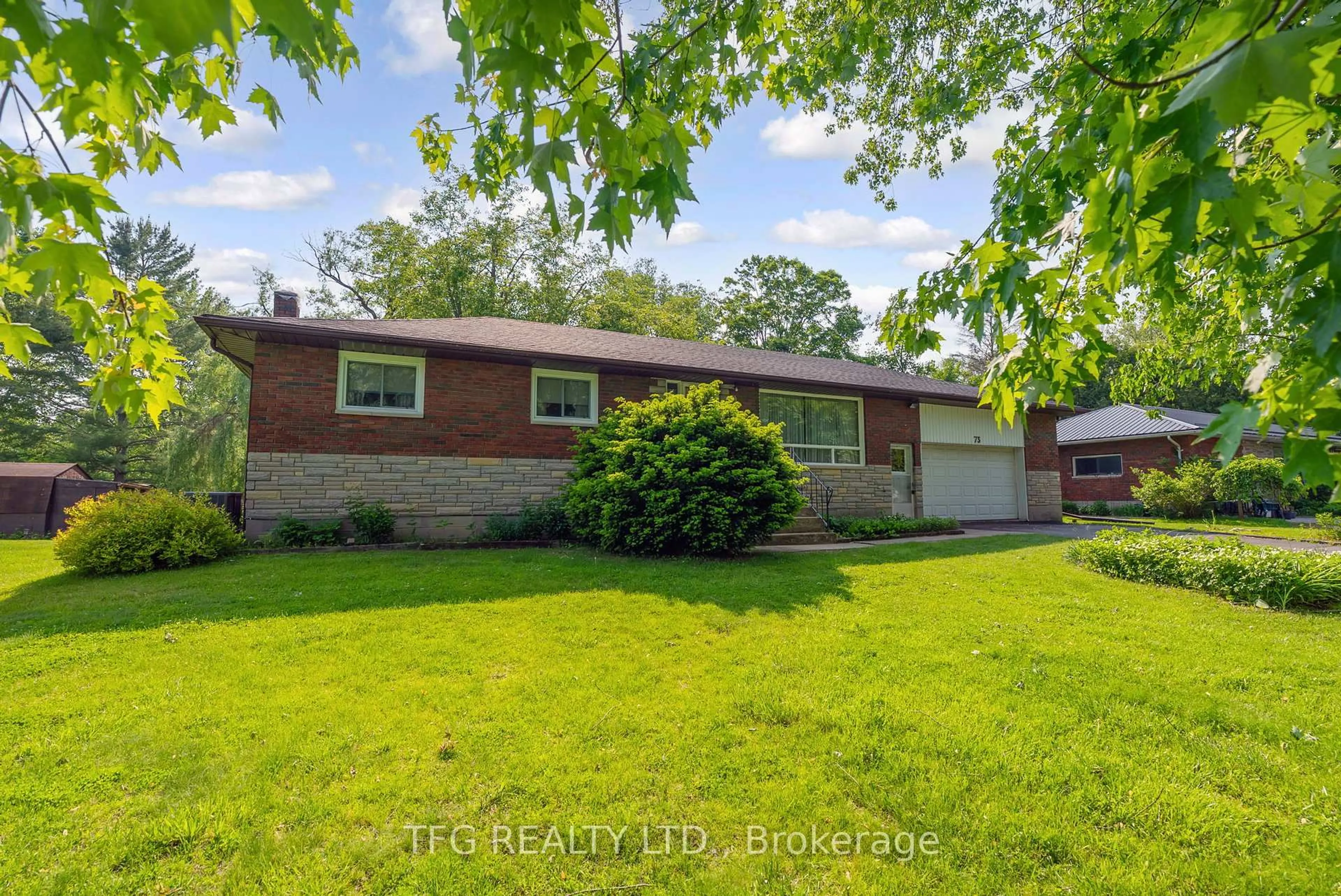 Unknown for 73 Cameron St, Limoges Ontario K0K 2M0